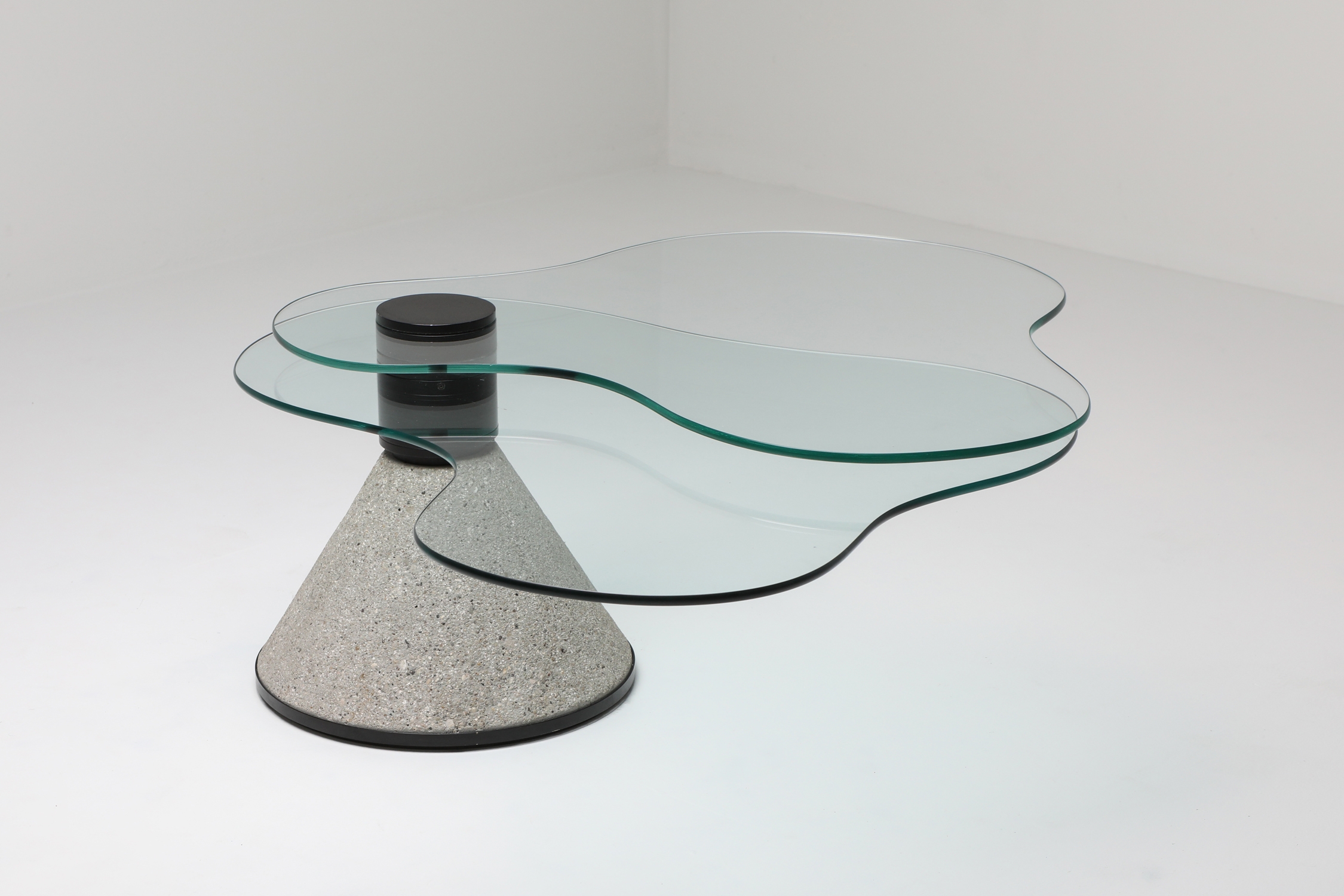 Postmodern Coffee Table in the Manner of Saporiti - 1980s