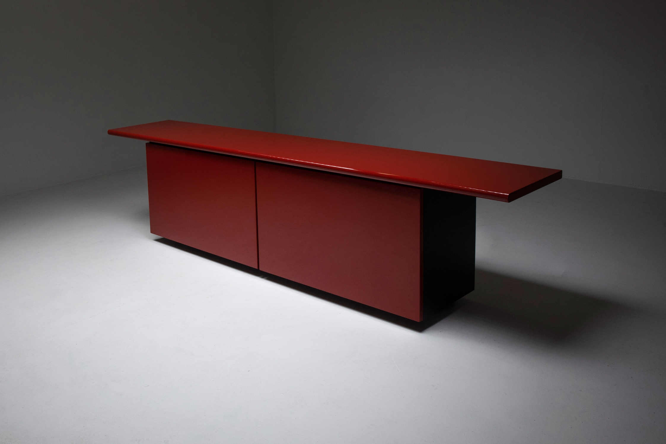Red lacquer credenza by Giotto Stoppino for Acerbis - 1970s