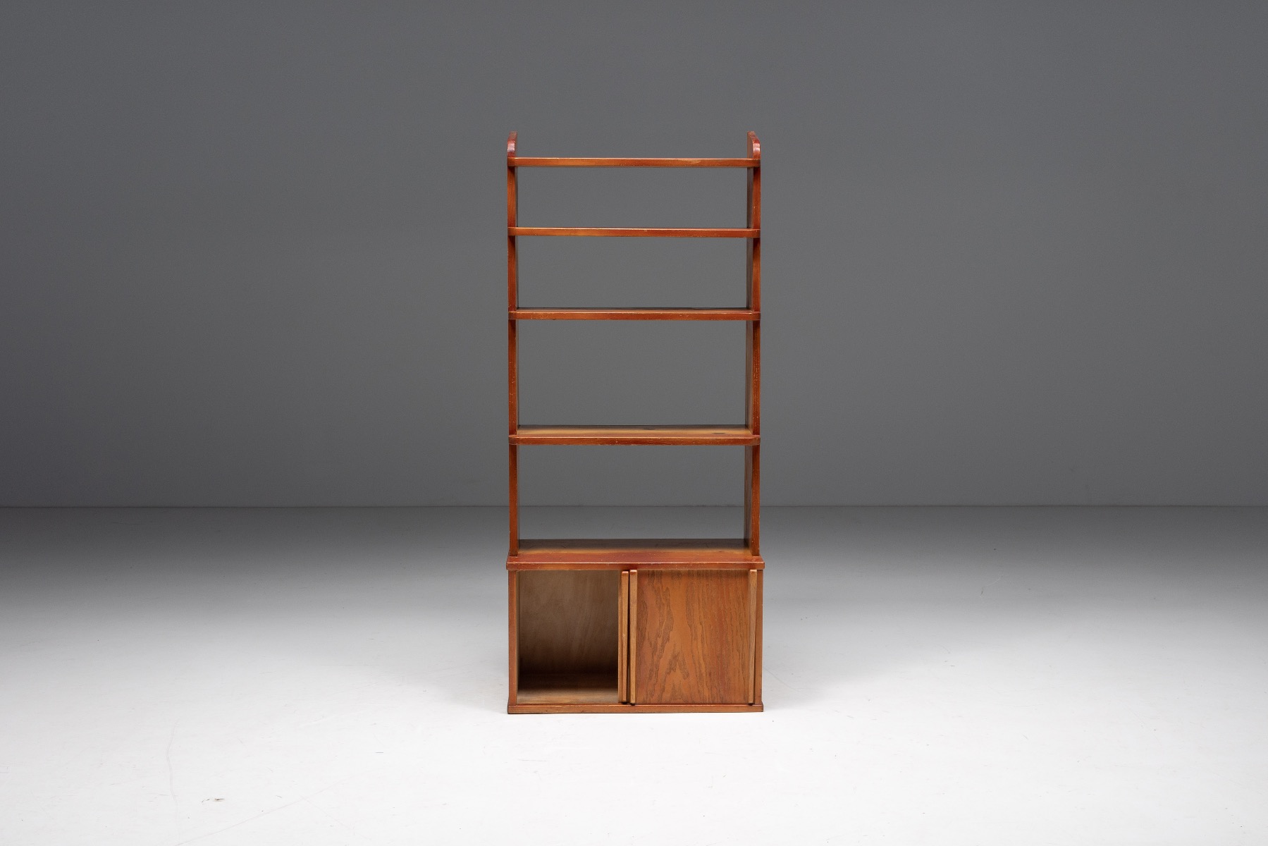 Bookcase in the style of Charlotte Perriand - 1960s