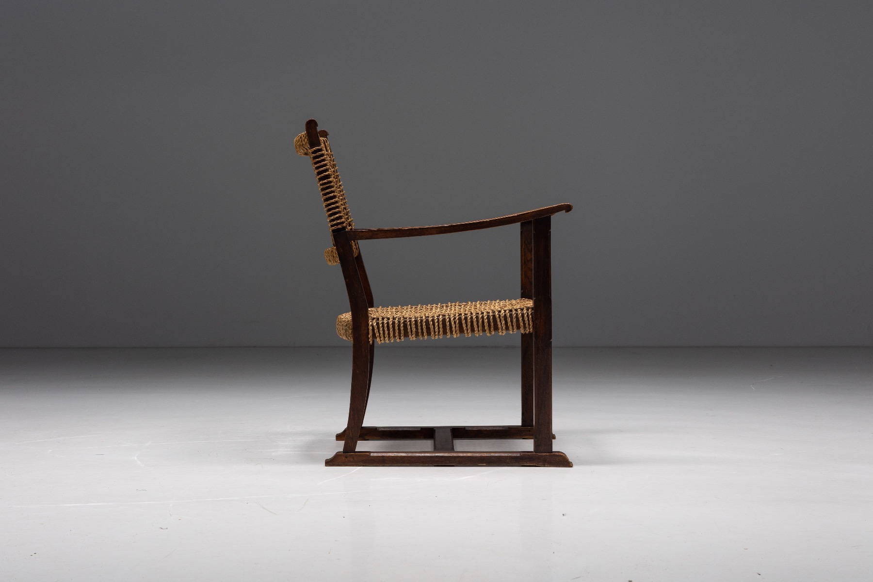 Rustic Easy Chair in Solid Wood and Rope - 1930s