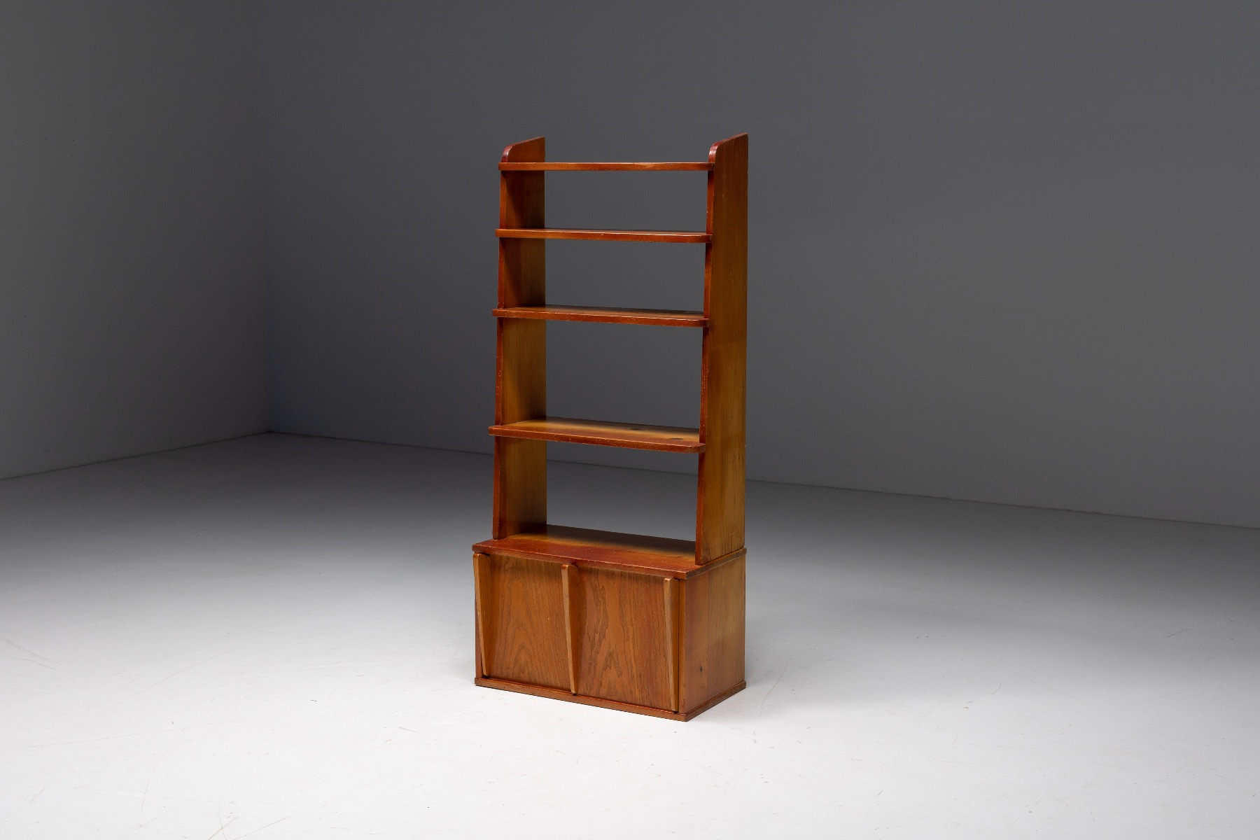 Bookcase in the style of Charlotte Perriand - 1960s