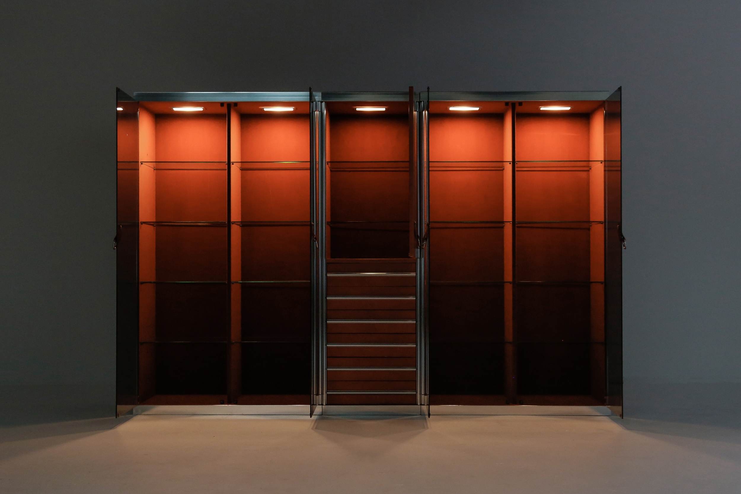 Italian design dresser in cognac leather, chrome and black glass for Hermès - 1970s