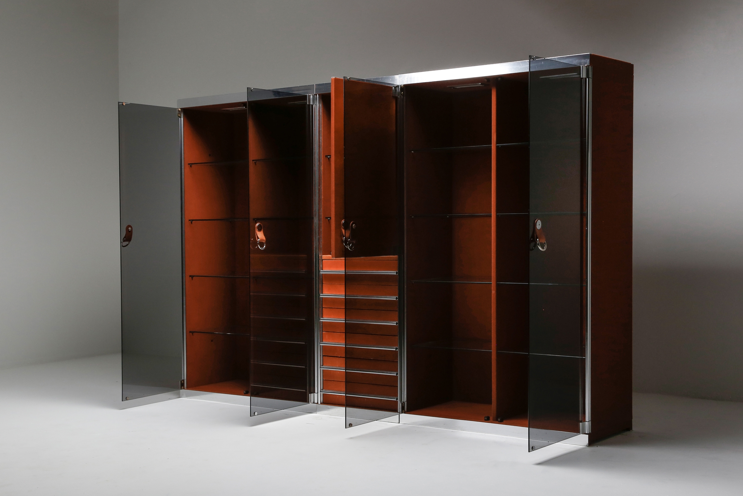 Italian design dresser in cognac leather, chrome and black glass for Hermès - 1970s