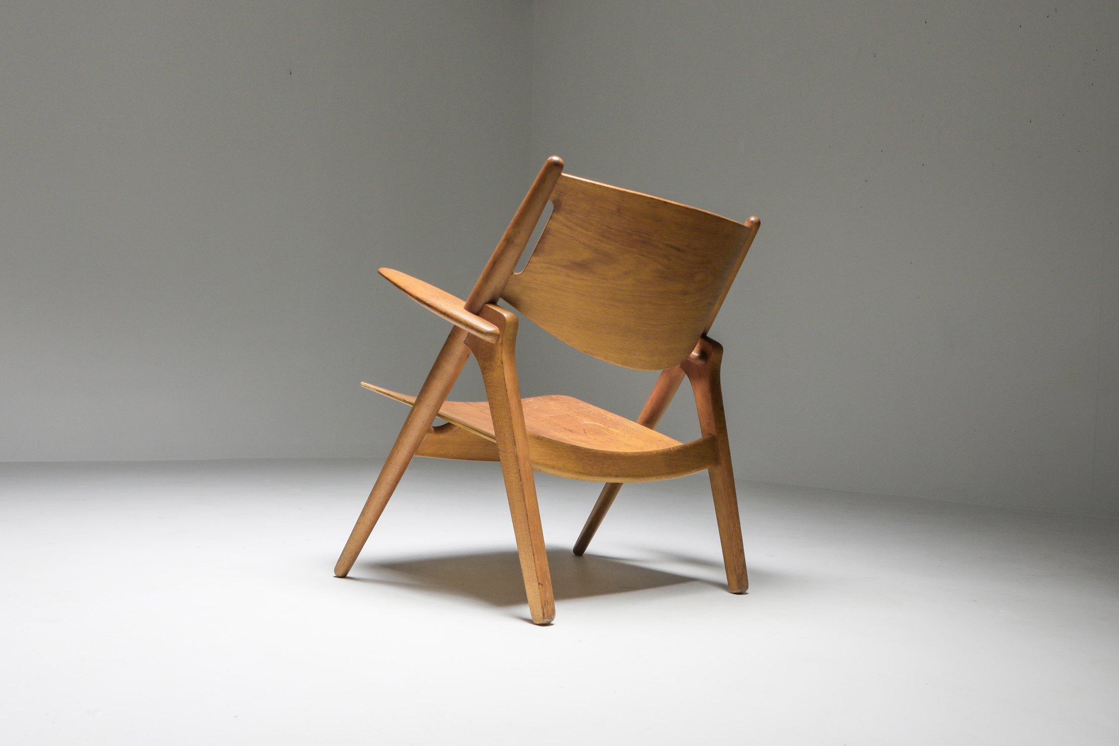 Hans Wegner CH 28 Sawbuck Chair In Oak - 1952
