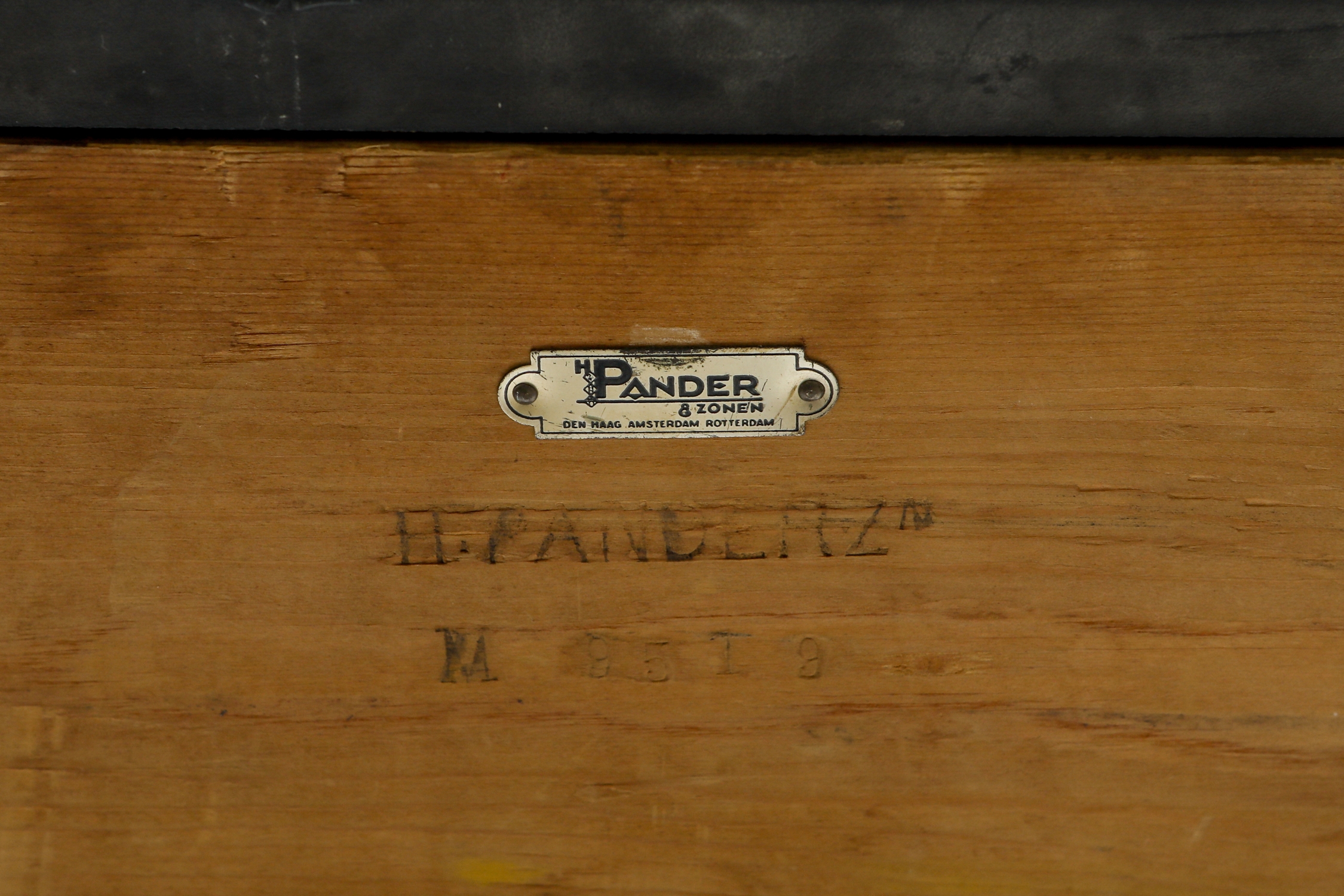 Modernist chest of drawers by Wouda - 1924