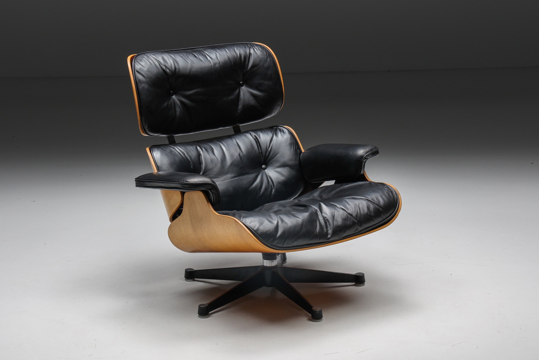 Eames Lounge Chair & Ottoman for Herman Miller - 1957