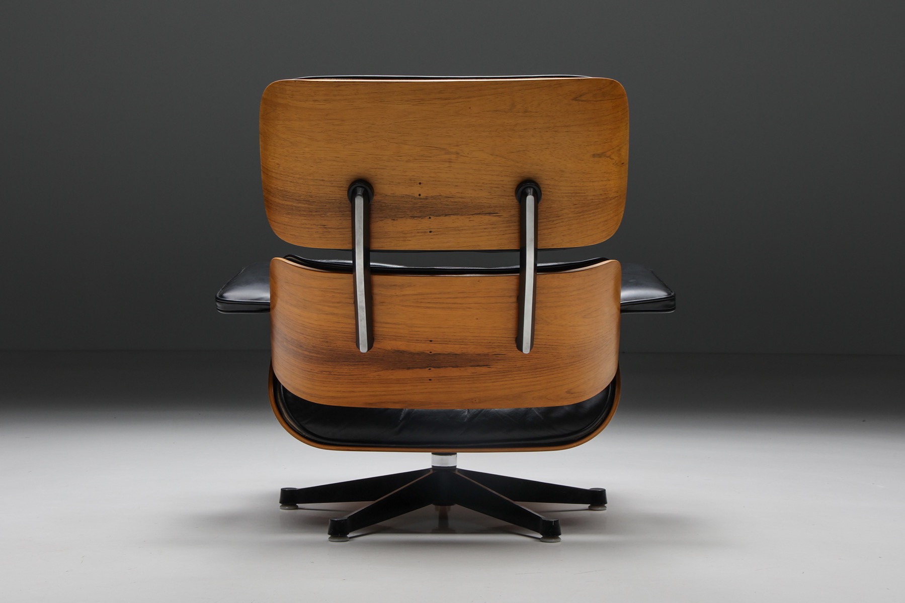Eames Lounge Chair & Ottoman for Herman Miller - 1957