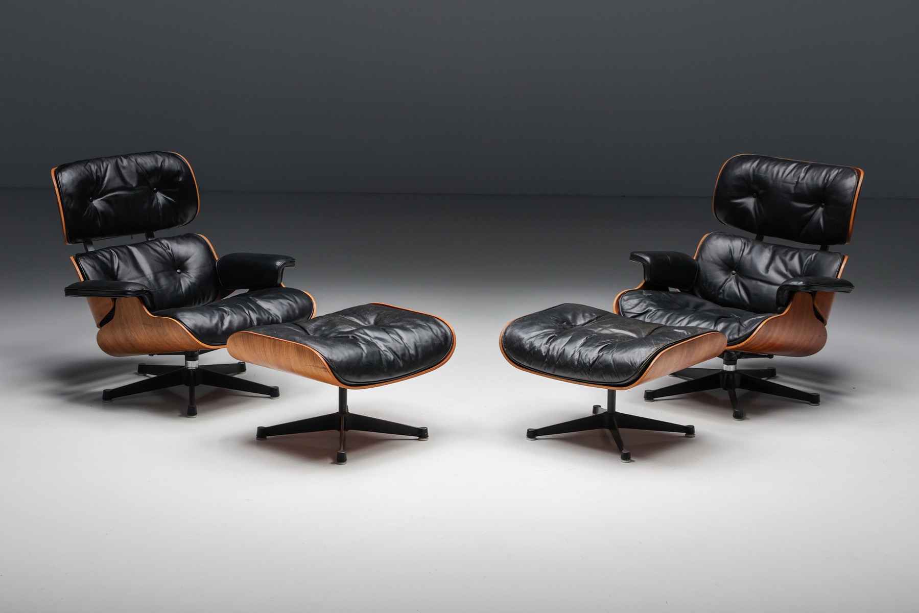Herman Miller Eames Lounge Chair & Ottoman - 1957