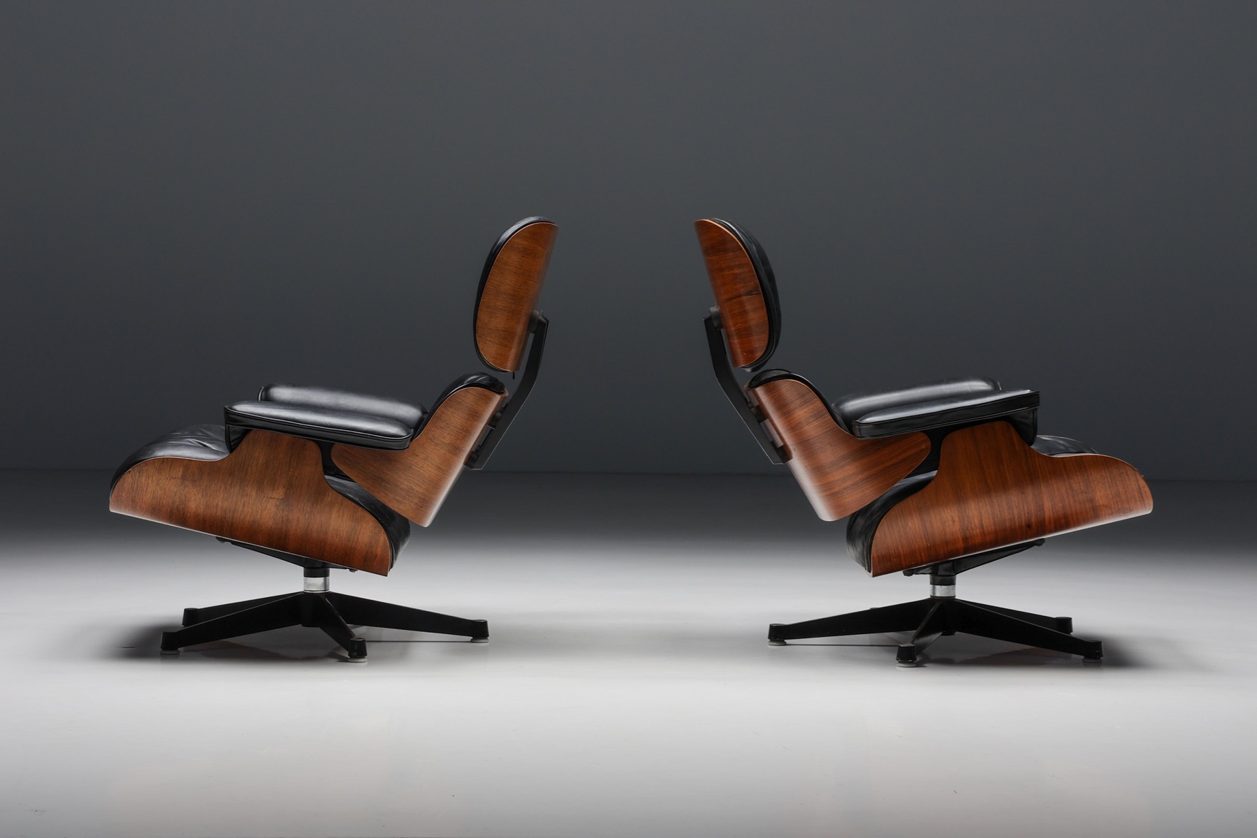 Herman Miller Eames Lounge Chair & Ottoman - 1957
