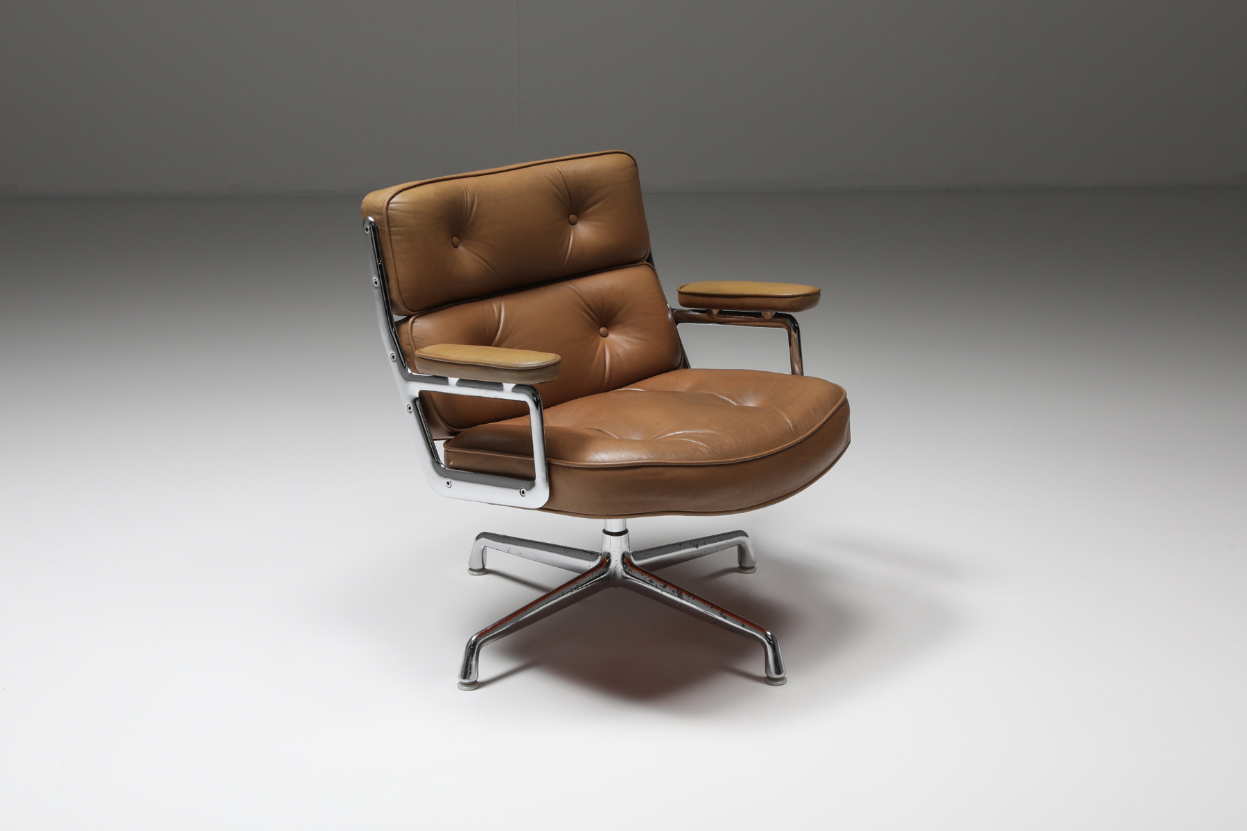 Charles & Ray Eames ES108 Time Life Lobby Chair for Herman Miller - 1970s