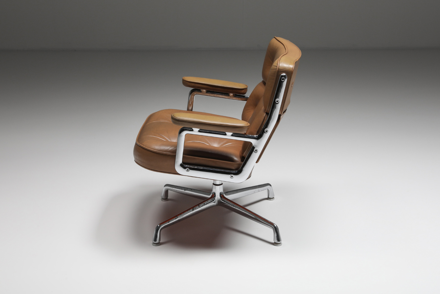 Charles & Ray Eames ES108 Time Life Lobby Chair for Herman Miller - 1970s