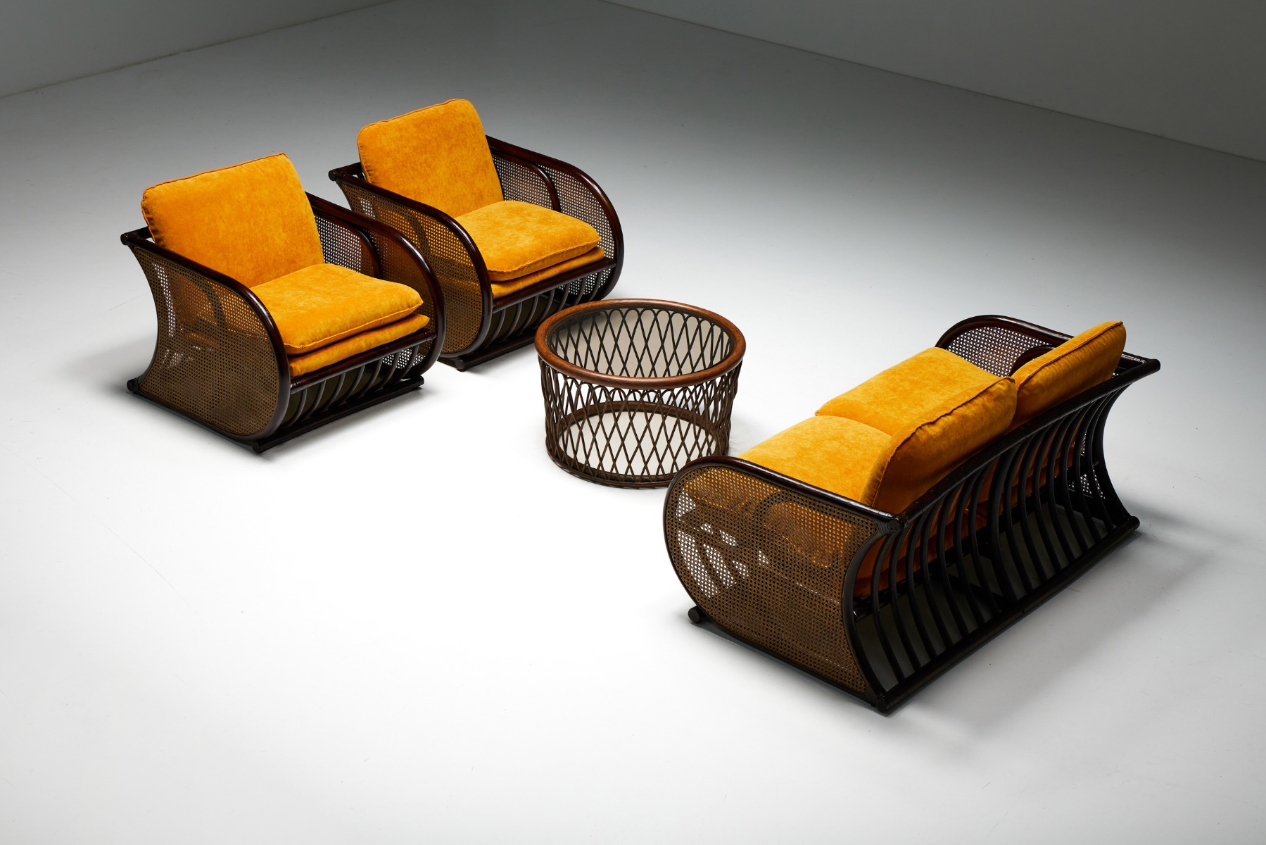 Round Italian Coffee Table - 1970s