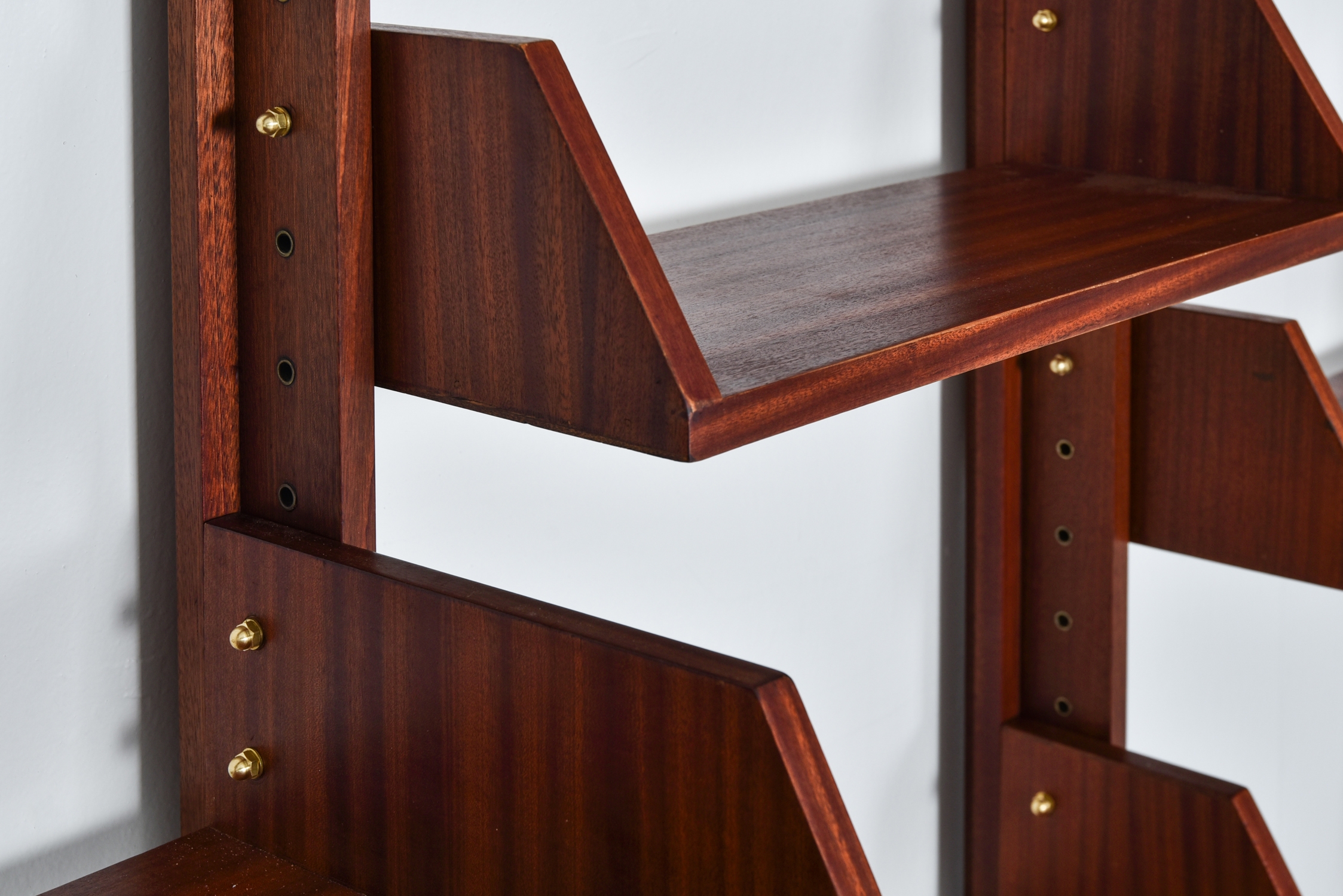 Italian High-End Wall Unit in Walnut - 1960