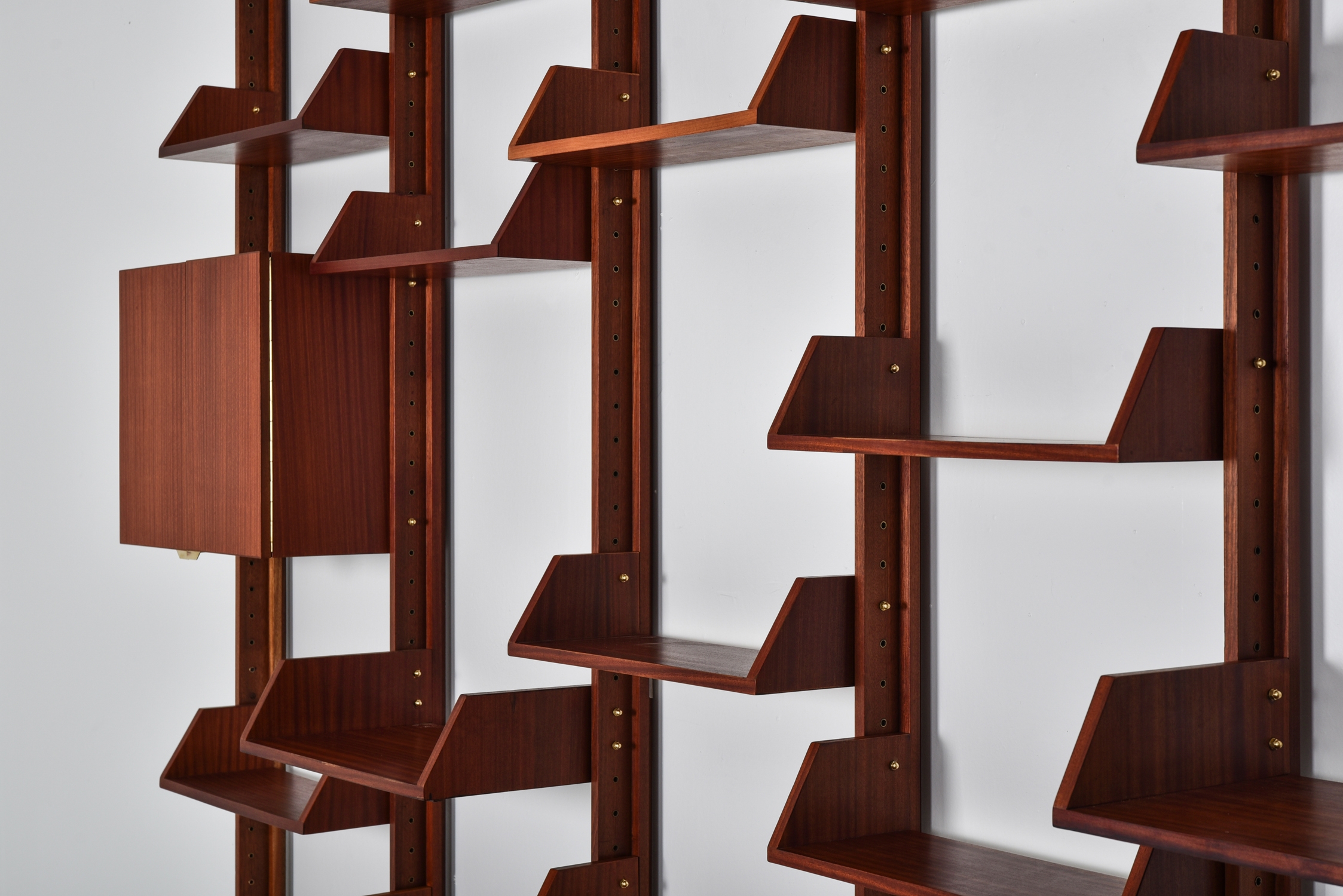 Italian High-End Wall Unit in Walnut - 1960