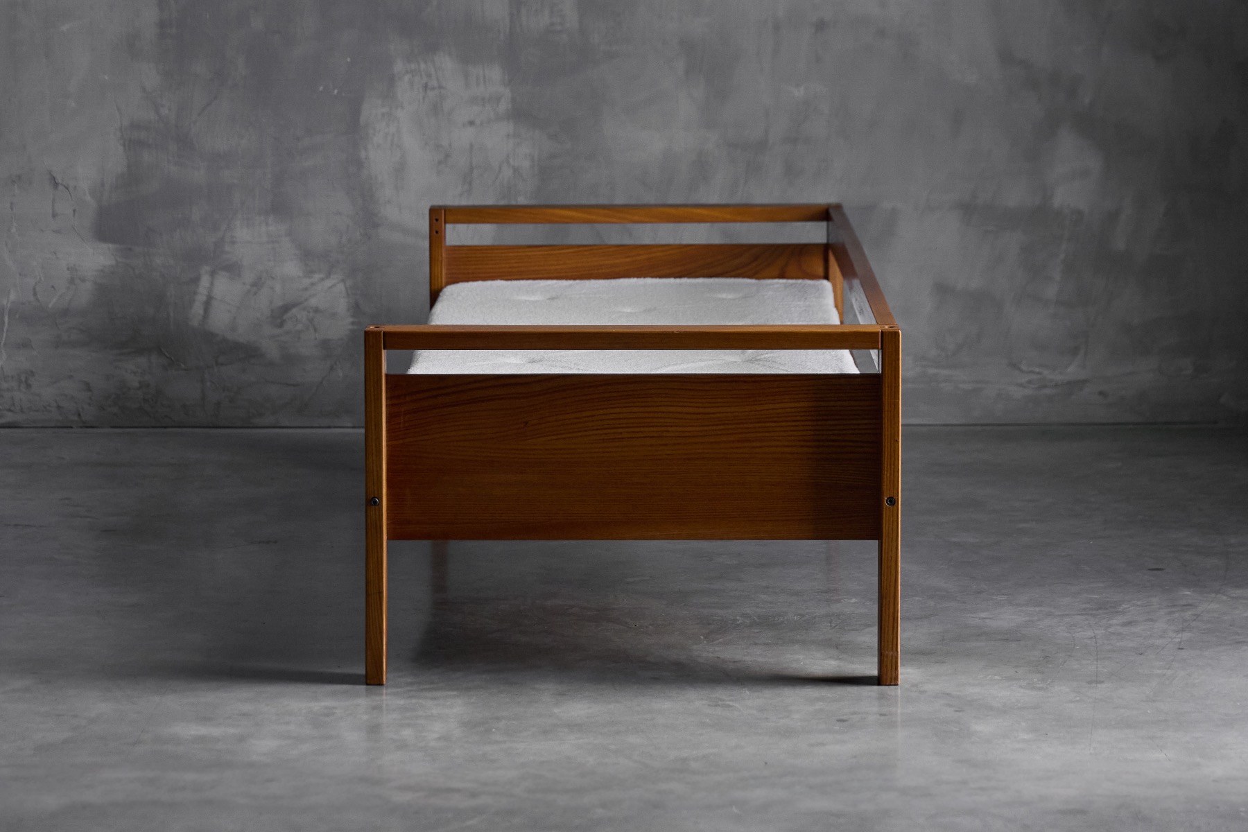 L06A Daybed by Pierre Chapo - 1960s
