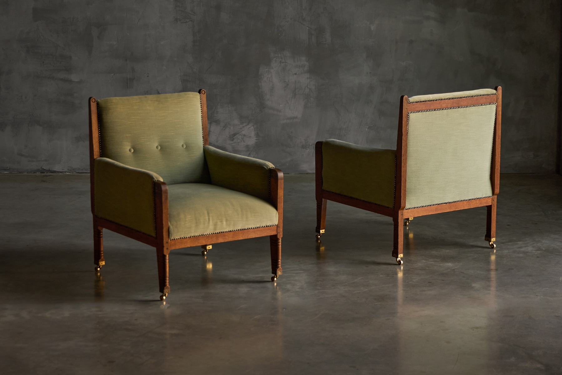 Pair of Lounge Chairs attributed to H.P. Berlage, Netherlands - 1900