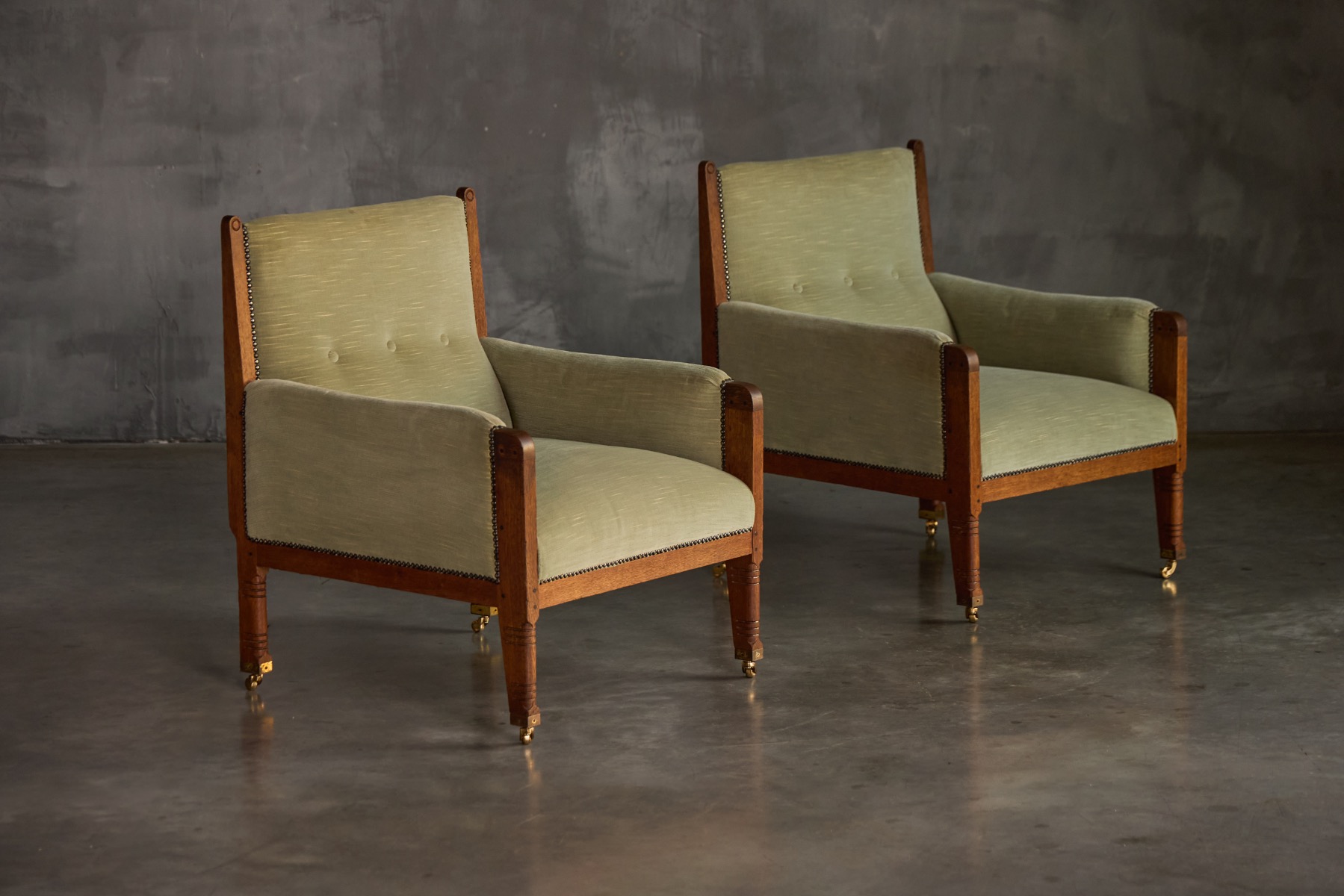 Pair of Lounge Chairs attributed to H.P. Berlage, Netherlands - 1900