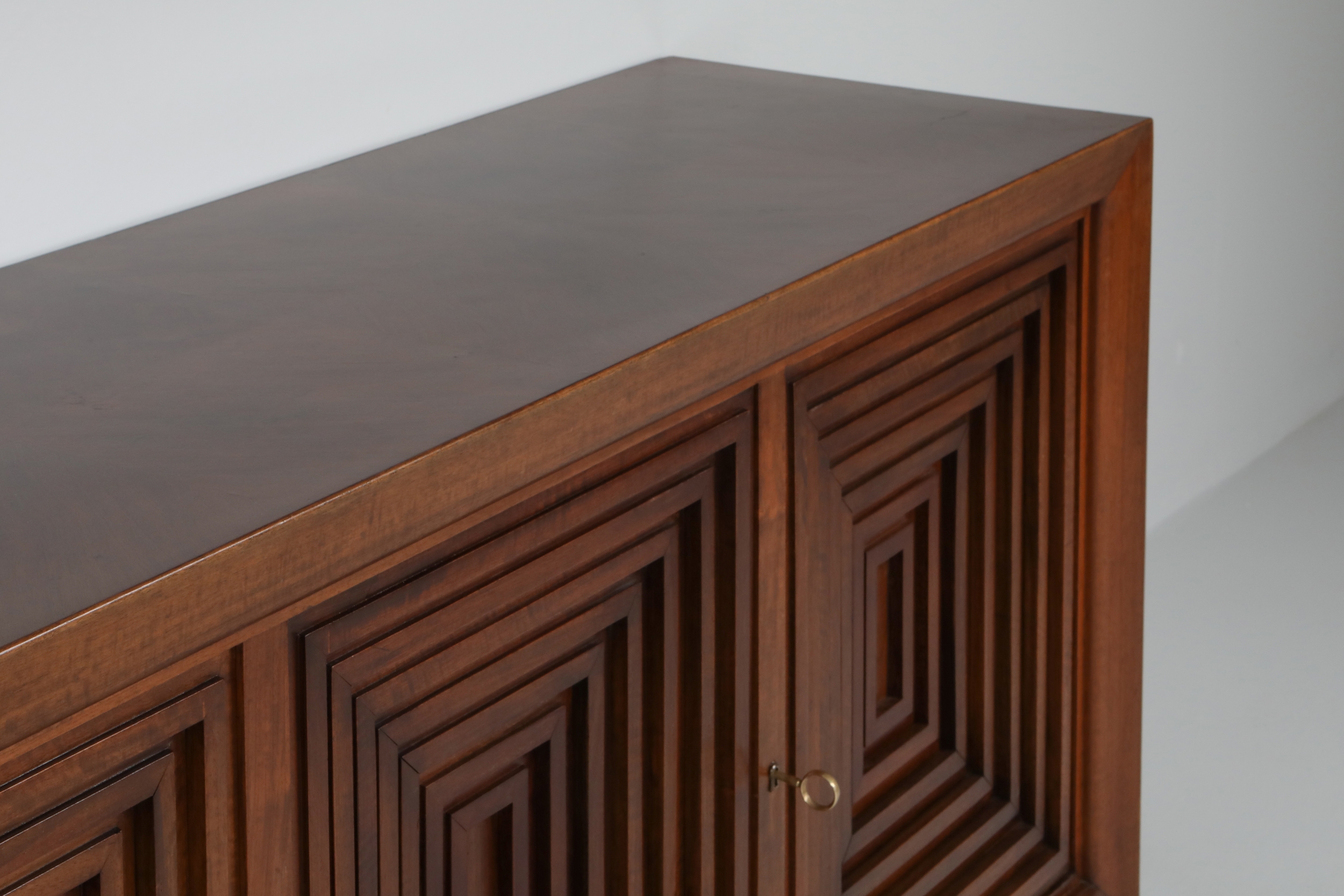 Carlo Scarpa masterpiece credenza in walnut, Italy - 1960's