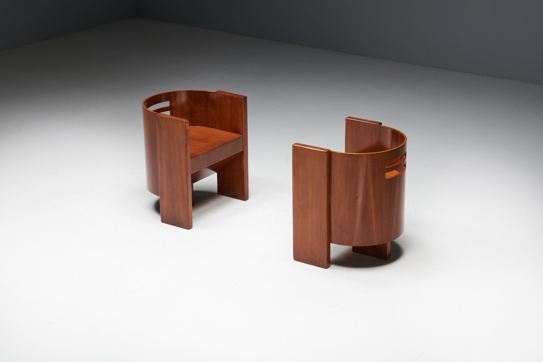 Modernist Armchair in Mahogany - 1930s