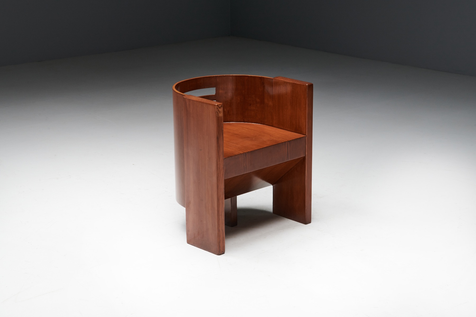 Modernist Armchair in Mahogany - 1930s