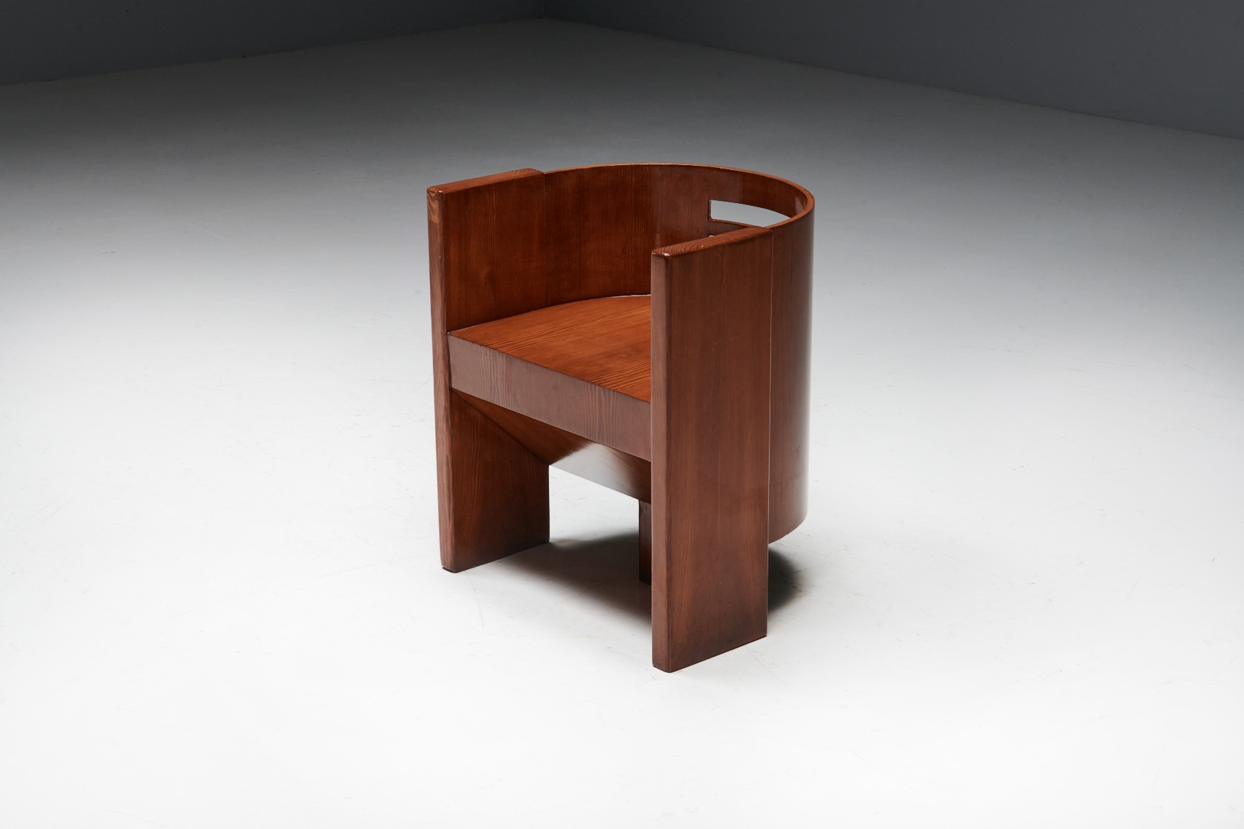 Modernist Armchair in Mahogany - 1930s