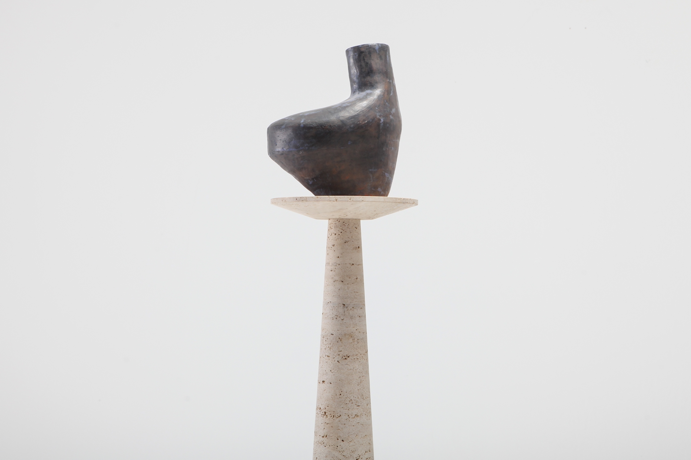 Angelo Mangiarotti Travertine Pedestal - 1980s