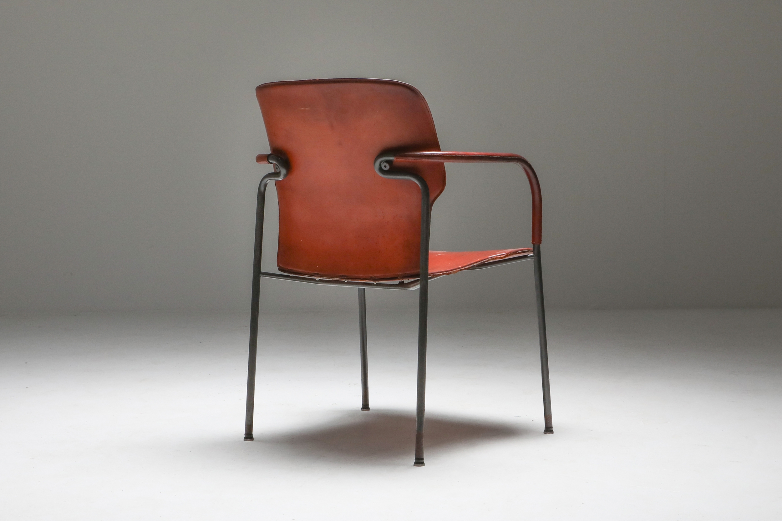 Gianfranco Frattini armchairs model ‘Lalanda’ in dark cognac leather - 1970s