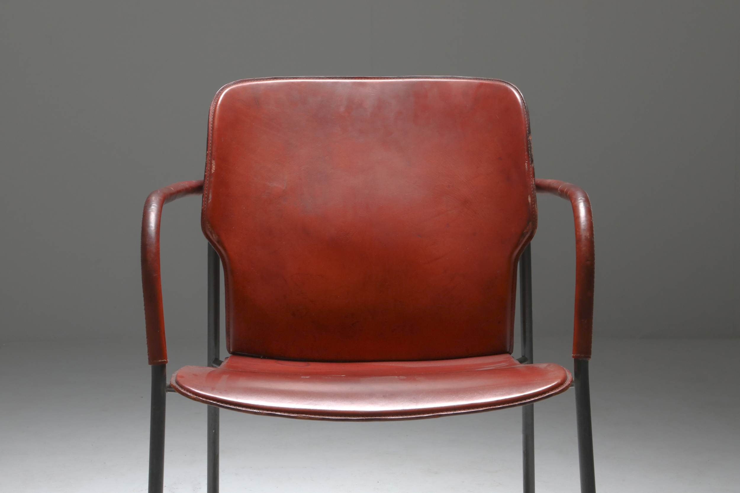 Gianfranco Frattini armchairs model ‘Lalanda’ in dark cognac leather - 1970s