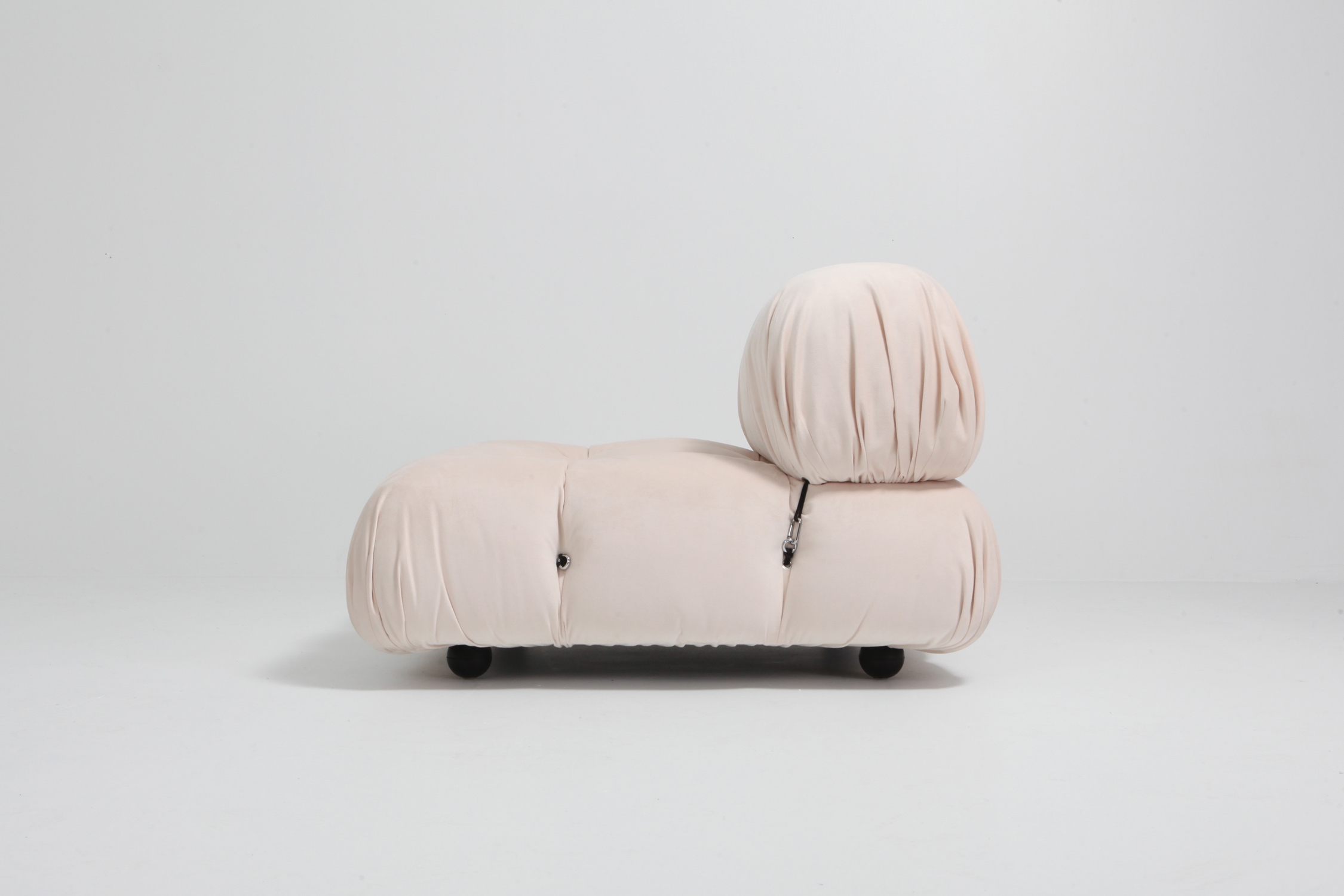 Mario Bellini Nude Rose Velvet 'Camaleonda' Sectional Sofa - 1970s