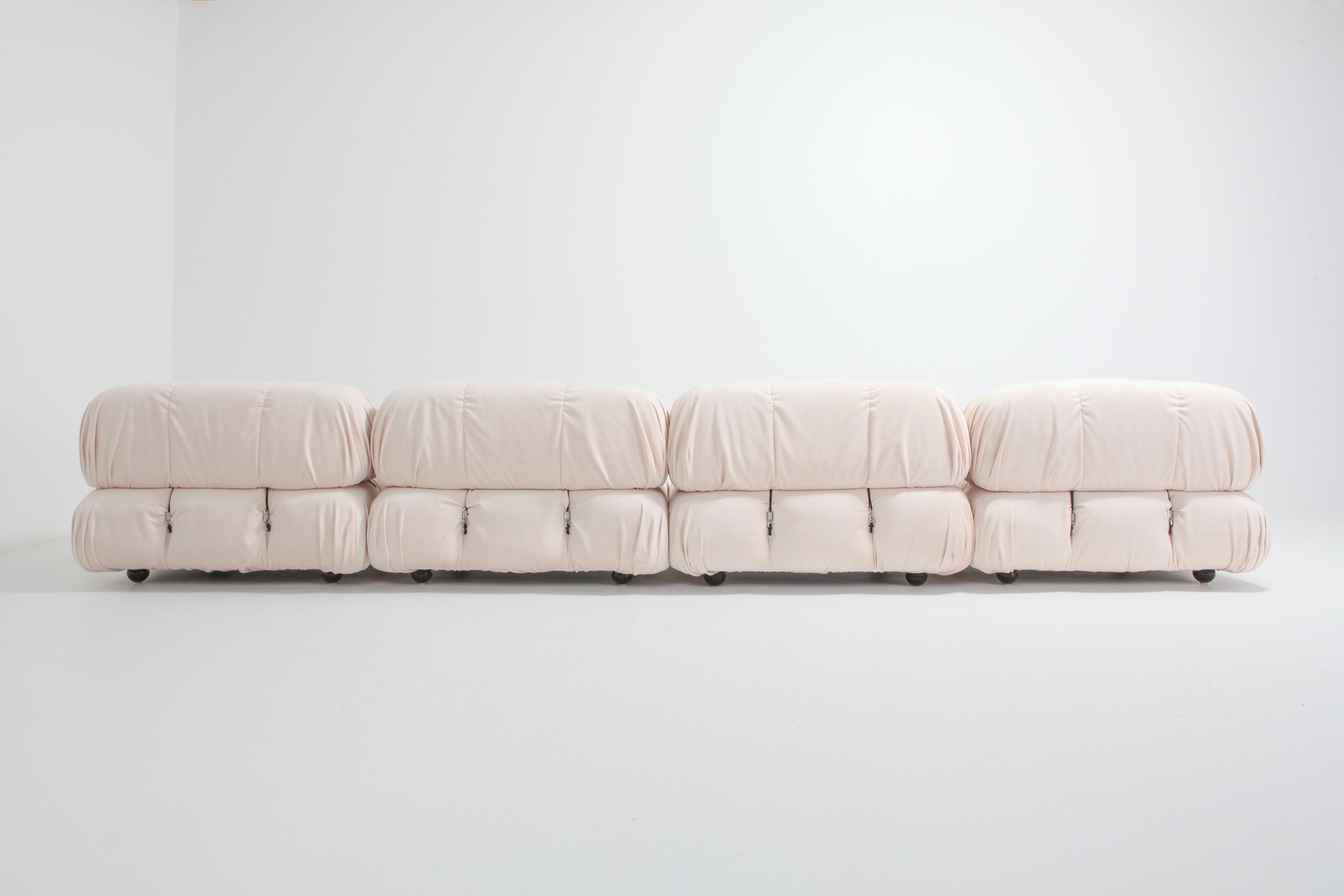 Mario Bellini Nude Rose Velvet 'Camaleonda' Sectional Sofa - 1970s