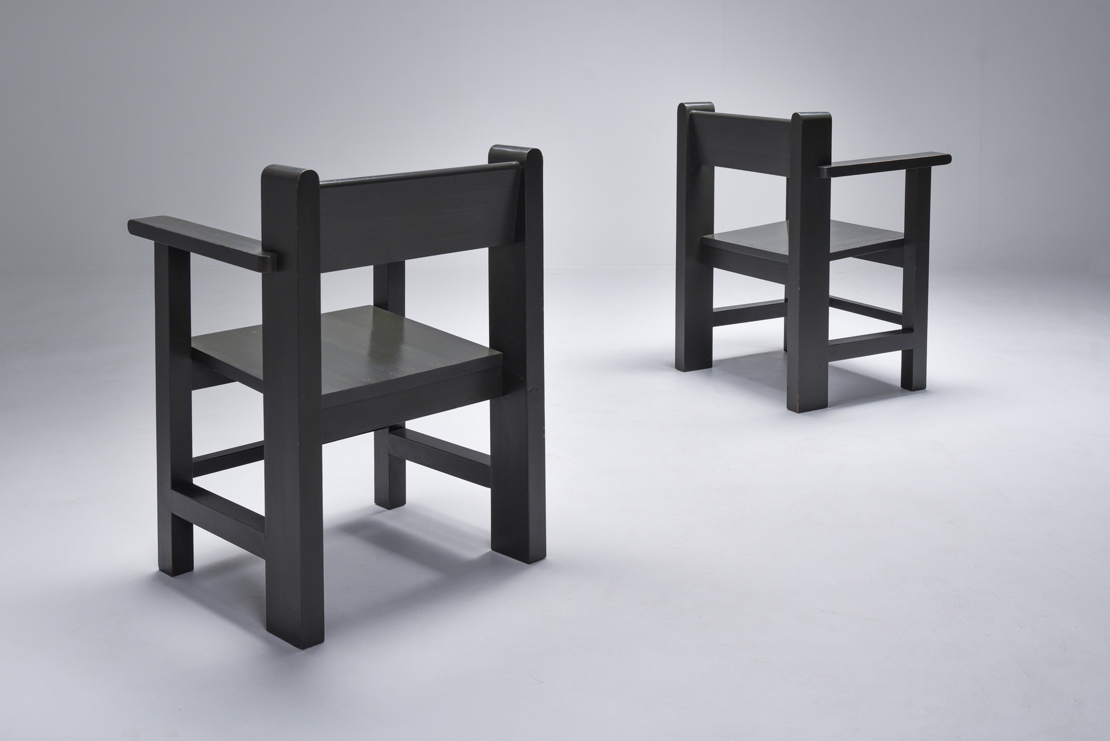 Dutch modernist pair of armchairs by Gerard Wijnen - 1950s