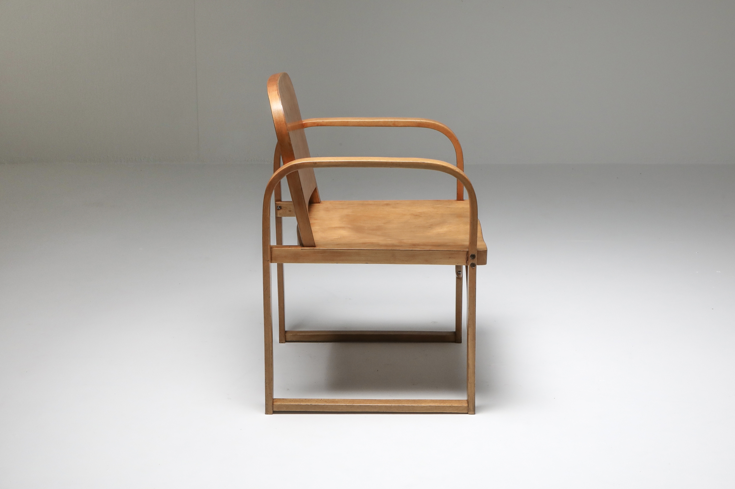 Modernist Plywood Armchair early 20th Century by Tatra - 1930s