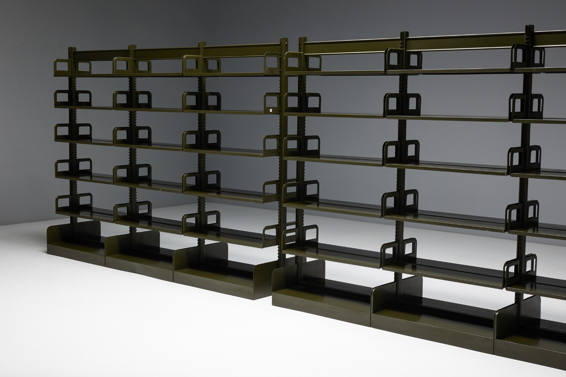 1950s modular wood shelving system interior design
