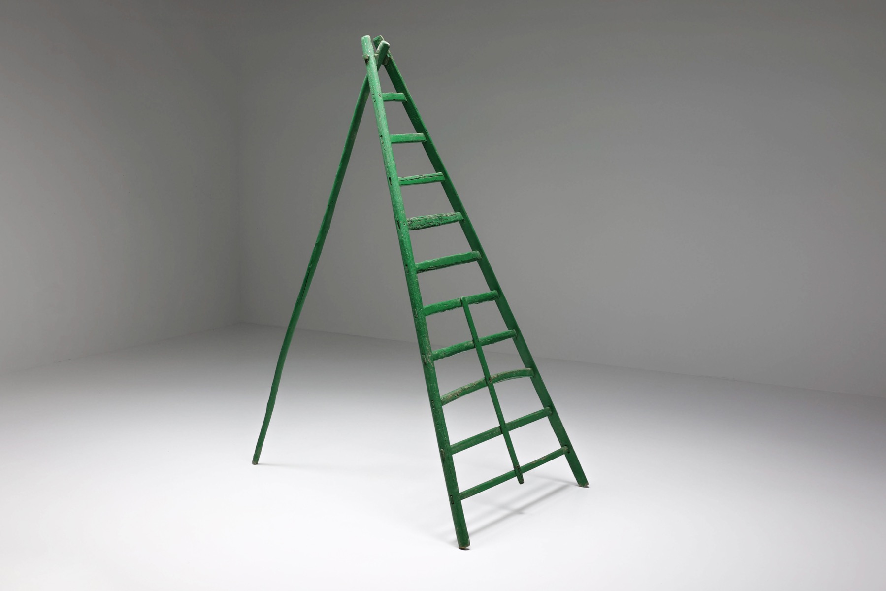 Objet Trouvé Green Fruit Picking Ladder - 1890's