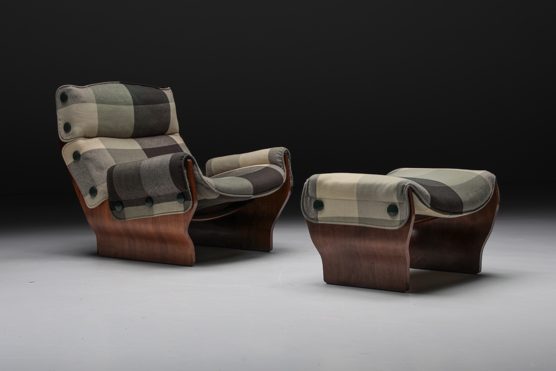 Osvaldo Borsani 'Canada' P110 Lounge Chair with Ottoman for Tecno - 1960s