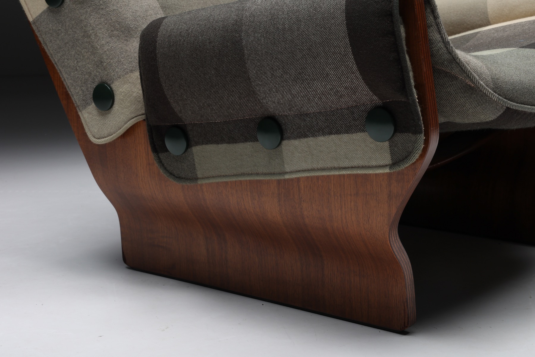 Osvaldo Borsani 'Canada' P110 Lounge Chair with Ottoman for Tecno - 1960s