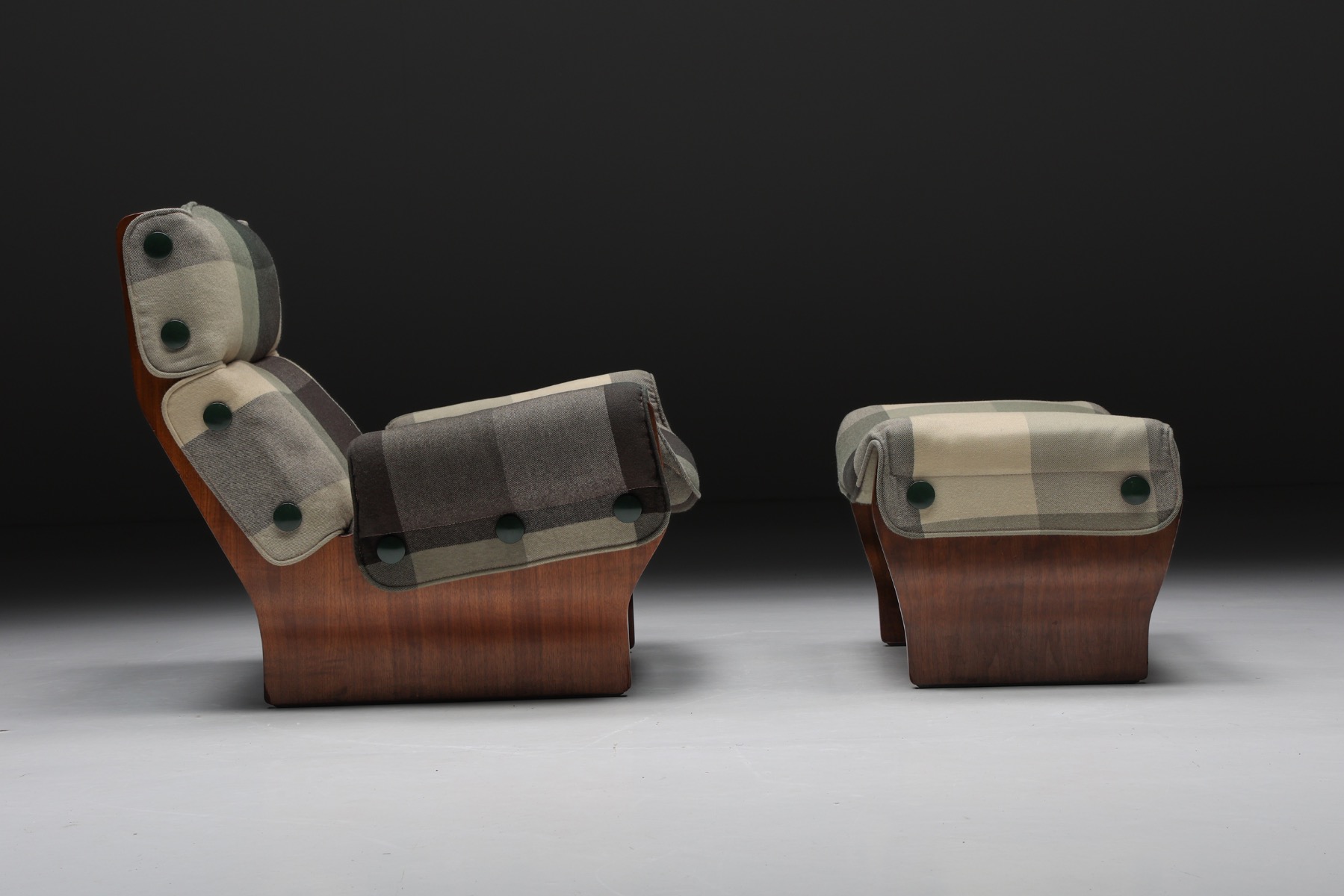 Osvaldo Borsani 'Canada' P110 Lounge Chair with Ottoman for Tecno - 1960s