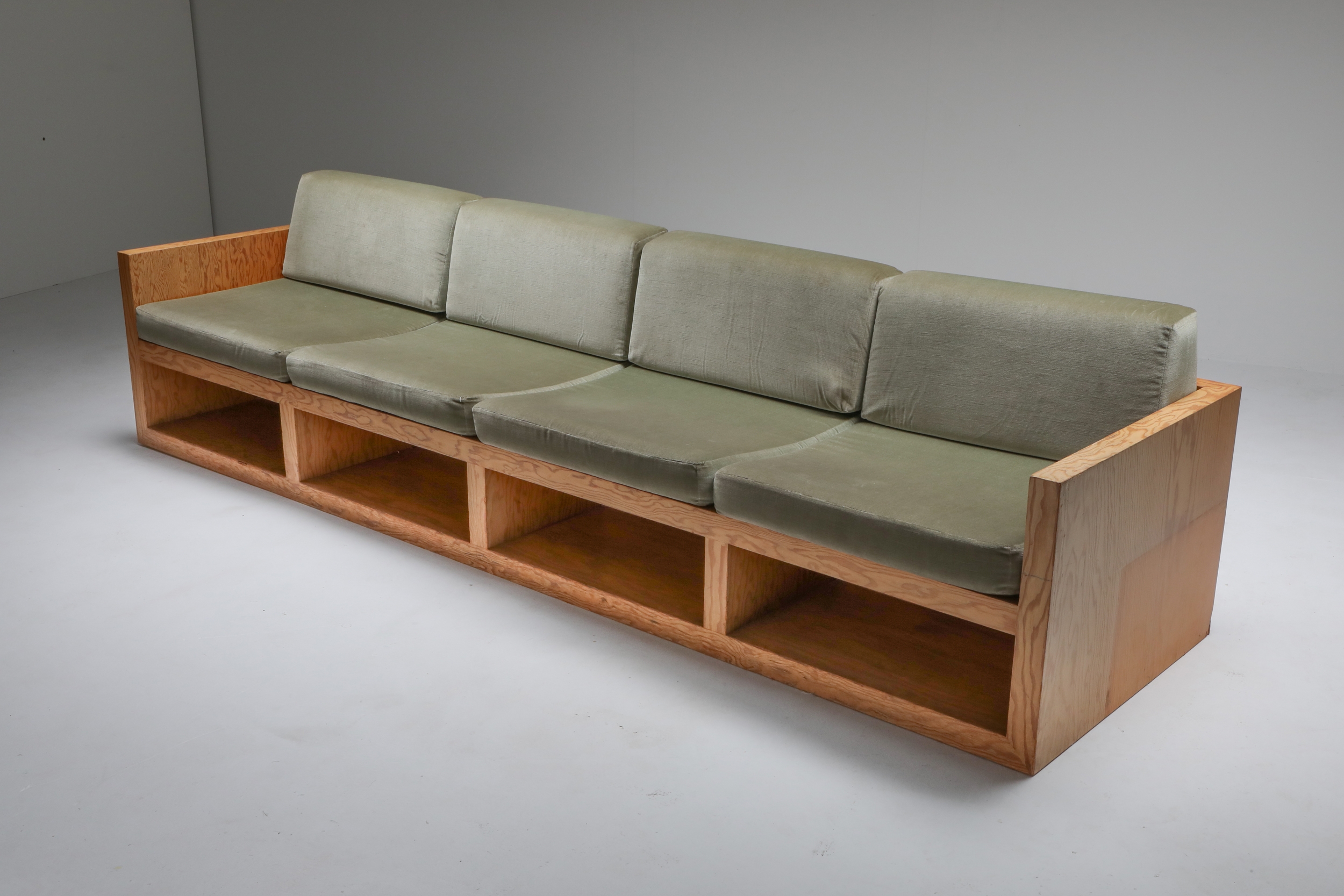 Mid-century modern sofa in pitch pine and velvet - 1960's