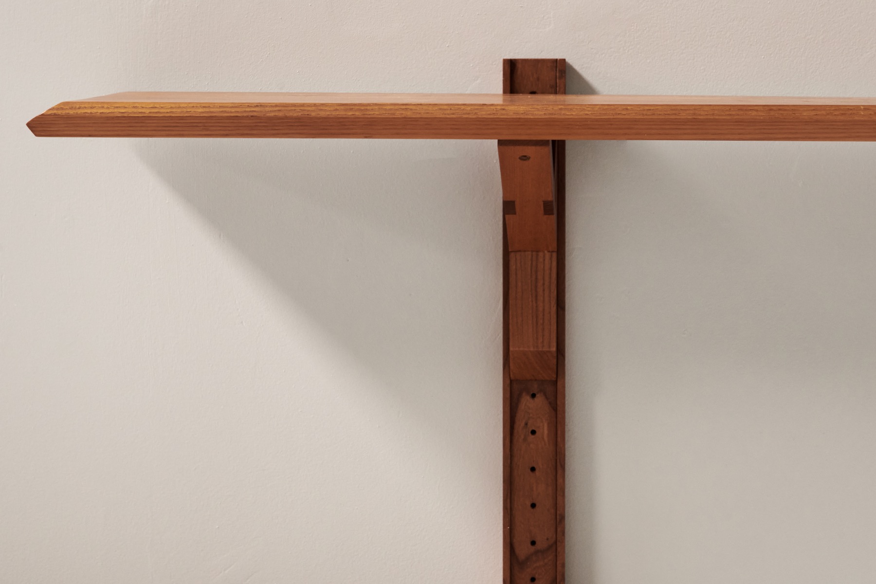 Bookshelf B30 in Solid Elm by Pierre Chapo - 1960s