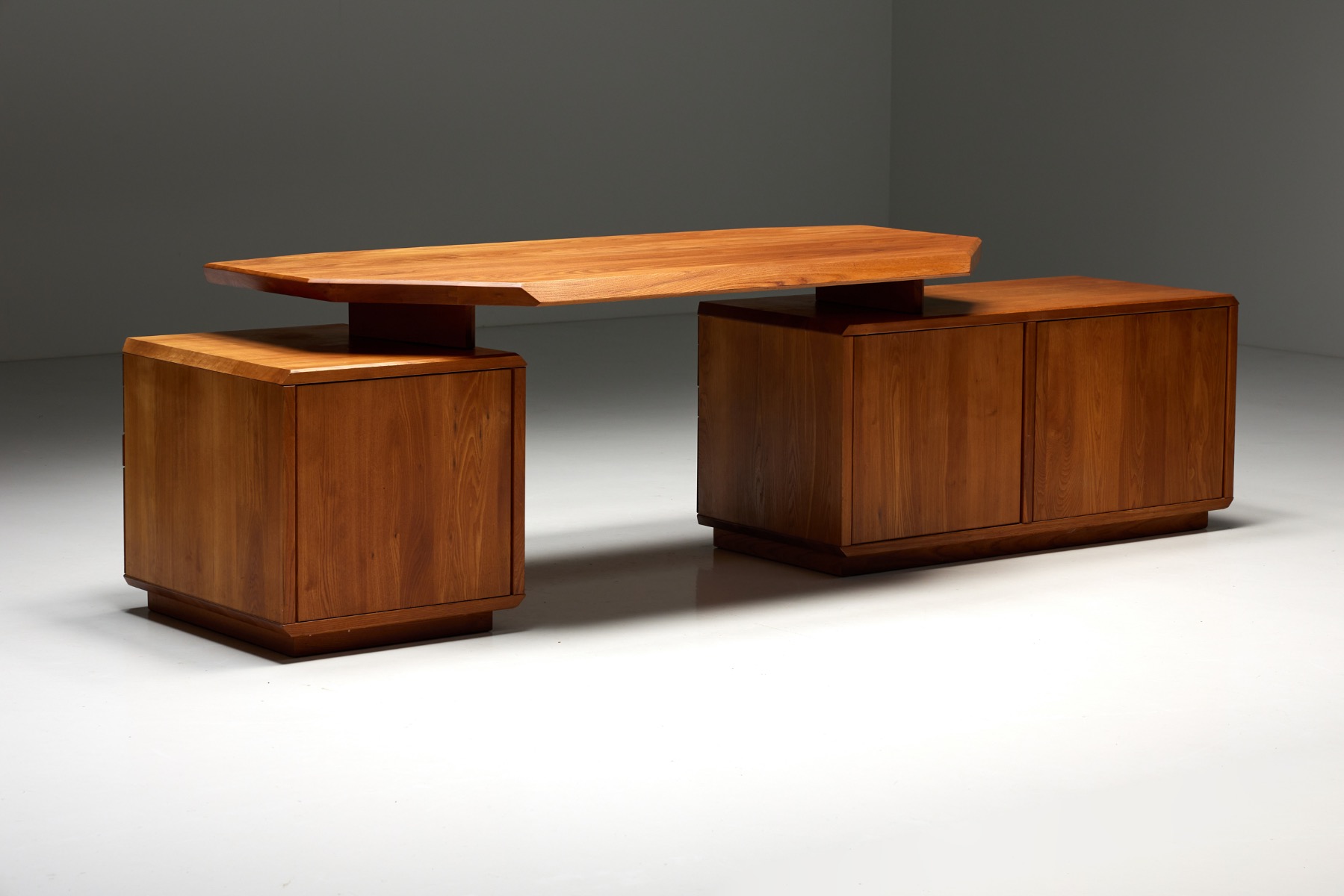 Pierre Chapo B40 Desk in Solid Elm - 1960s