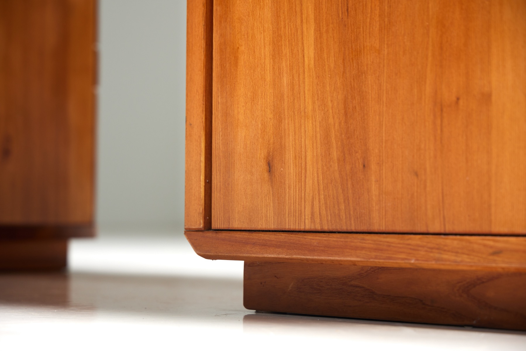 Pierre Chapo B40 Desk in Solid Elm - 1960s