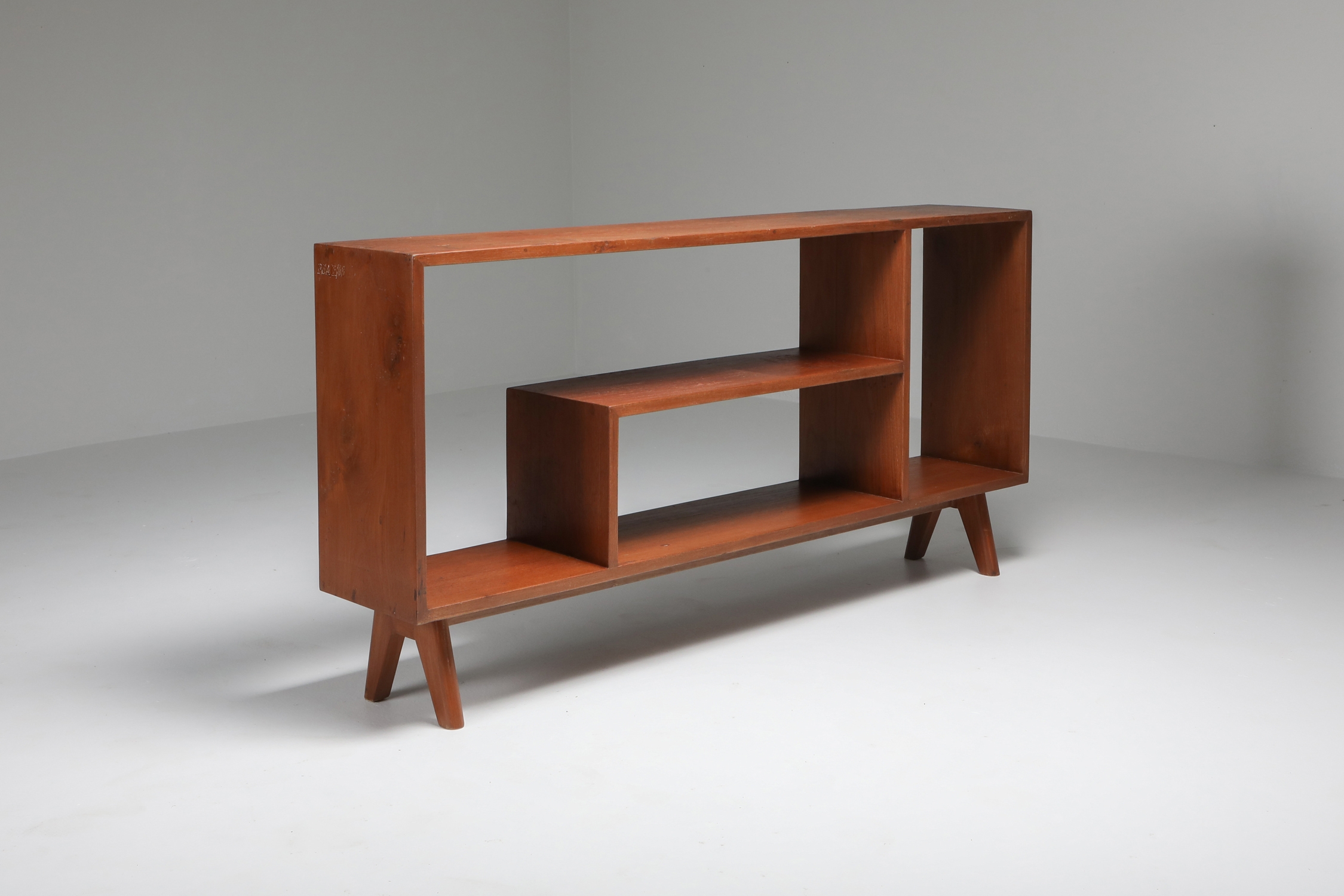 Pierre Jeanneret low etagere in teak - 1960's
