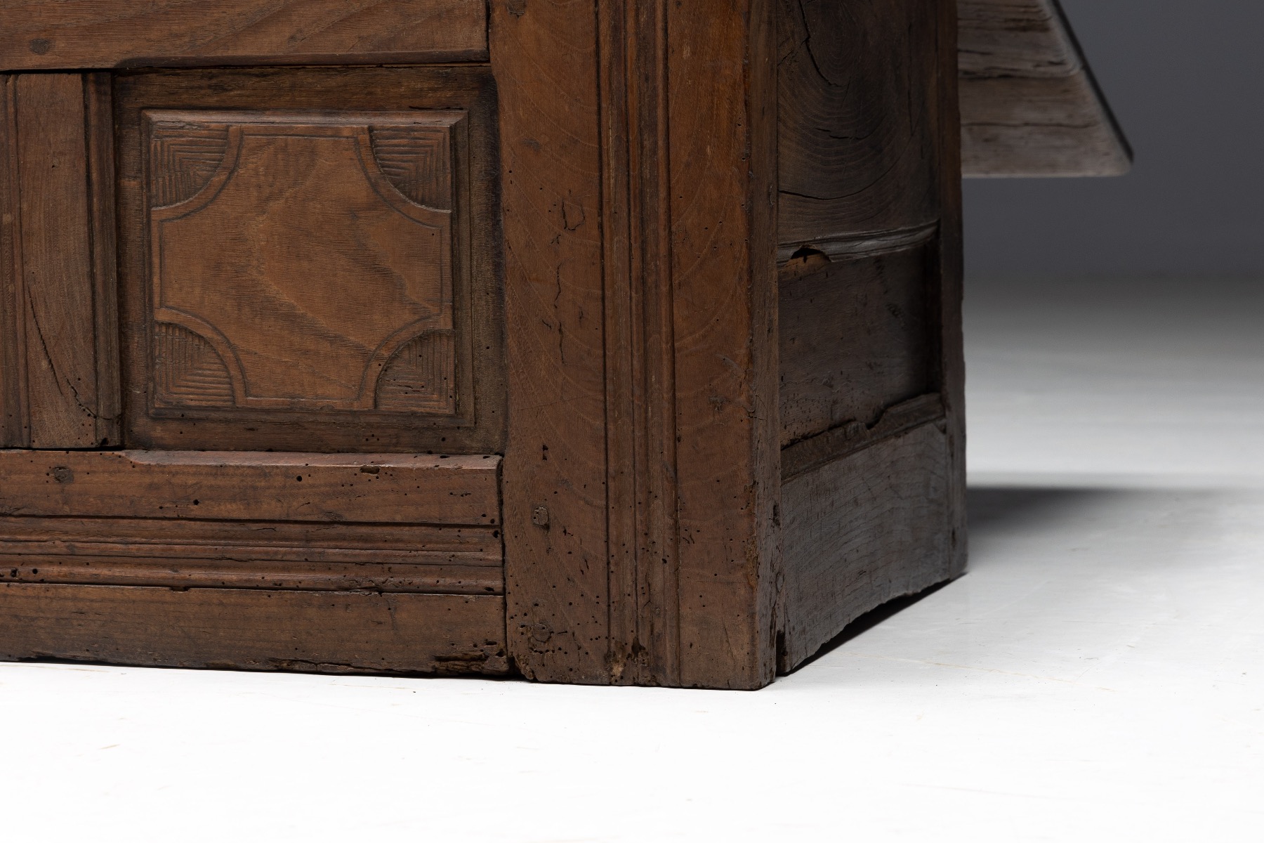 Primitive Travail Populaire Chest - 19th Century