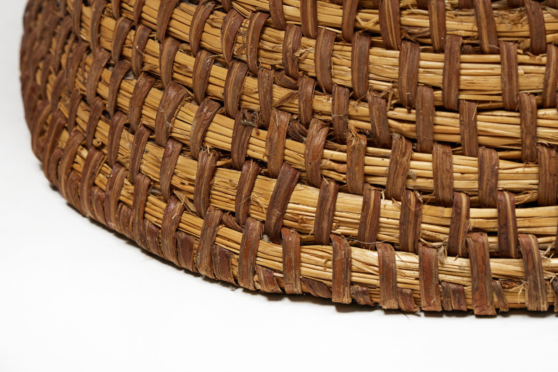 Folk Art Sidetable in Rye Straw - Early 20th Century