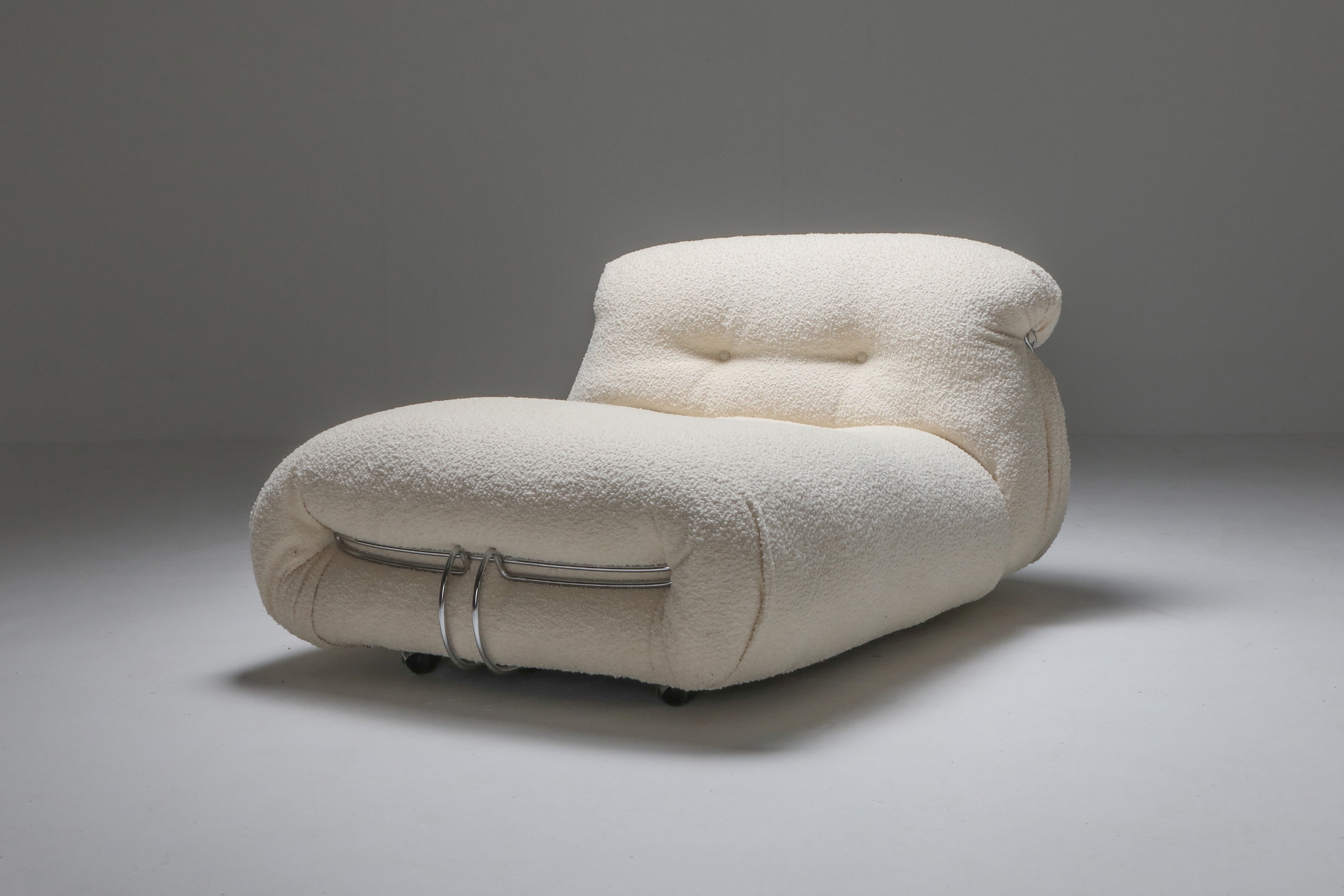 Soriana Lounge chair & Ottoman in Bouclé by Afra & Tobia Scarpa - 1969