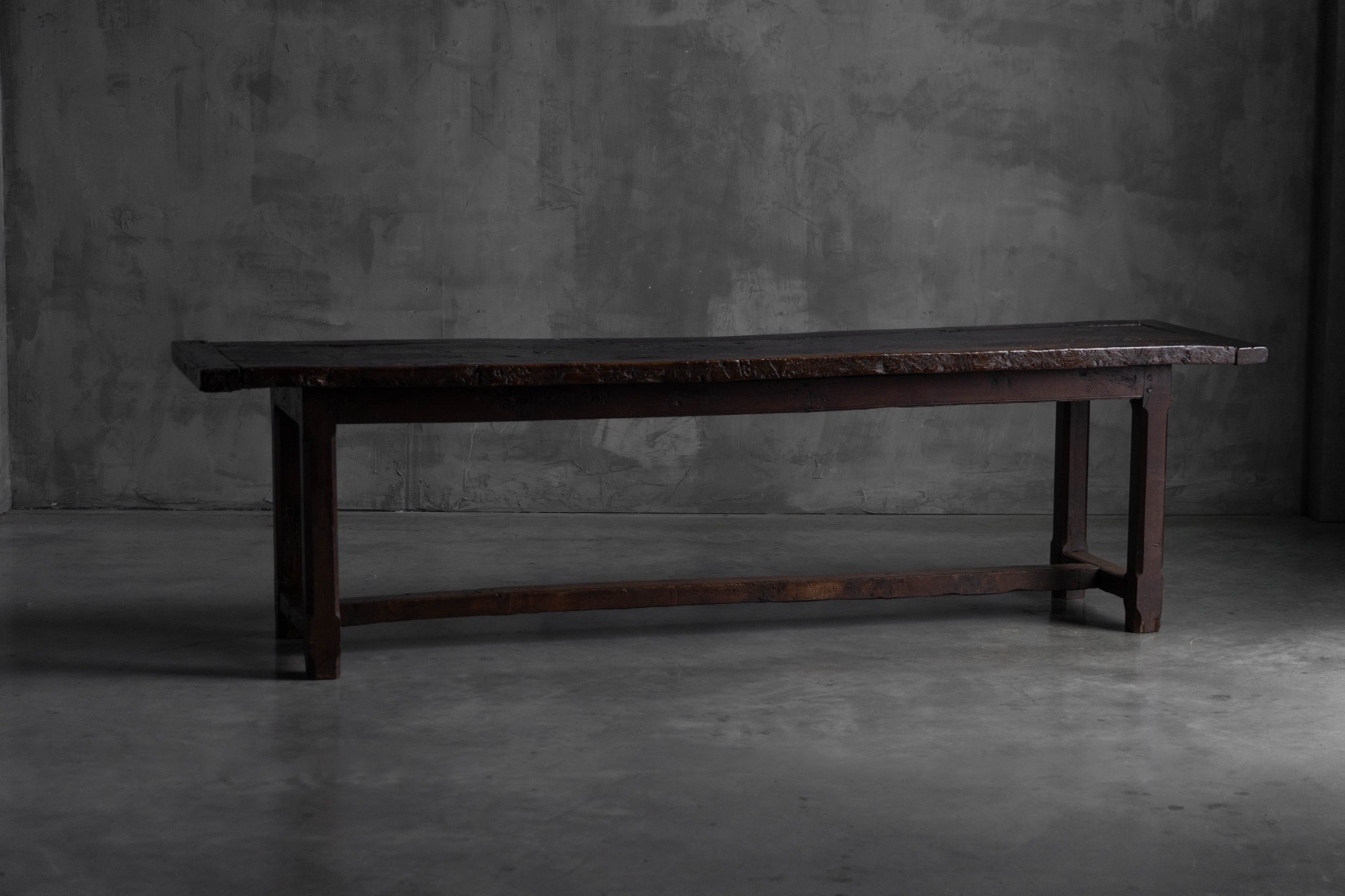 Rustic Brutalist Farm Table in Solid Oak, France - Early 20th Century