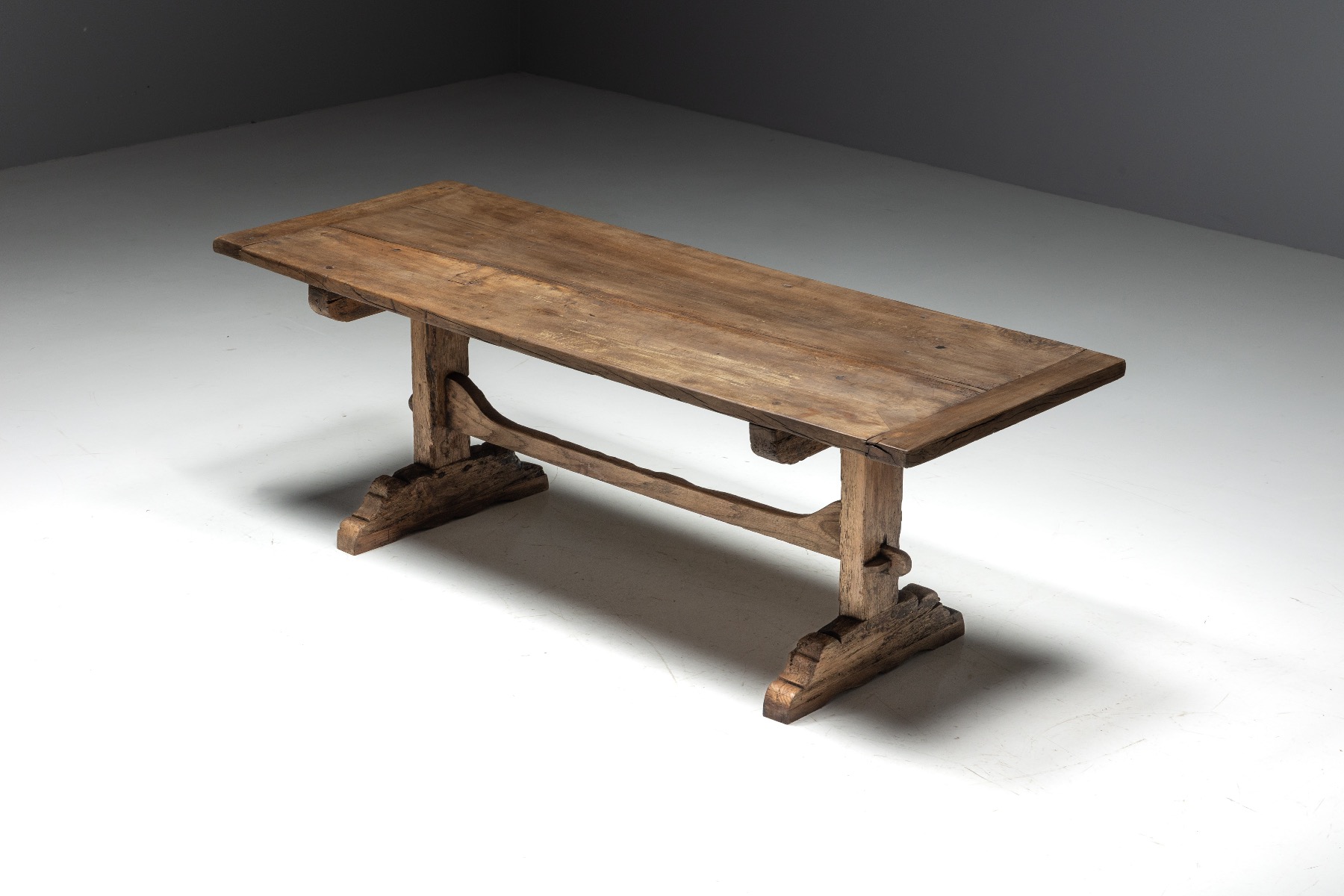 Rustic Travail Populaire Dining Table - Early 20th Century