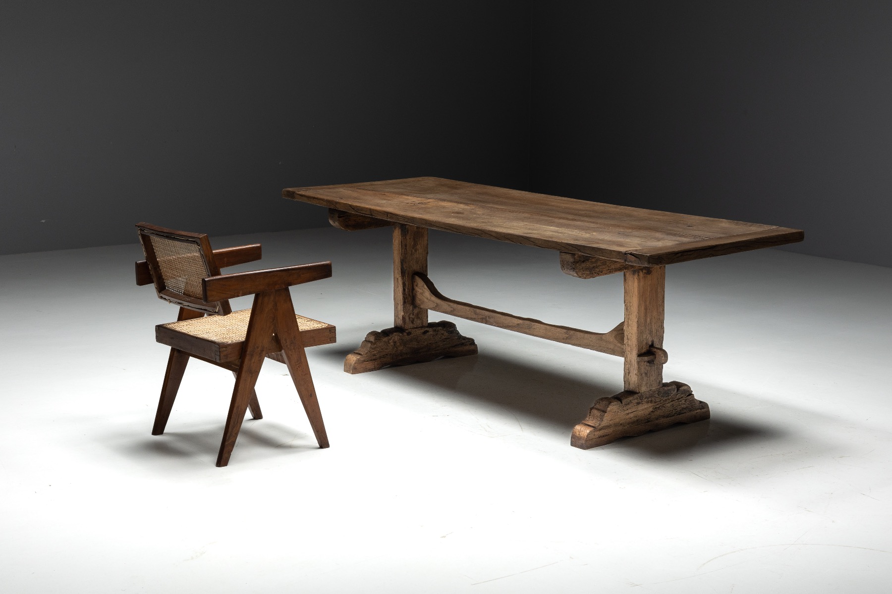 Rustic Travail Populaire Dining Table - Early 20th Century