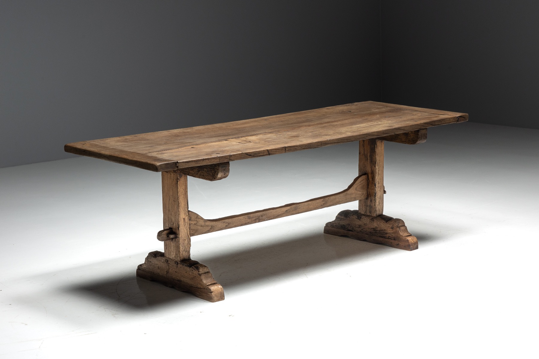 Rustic Travail Populaire Dining Table - Early 20th Century