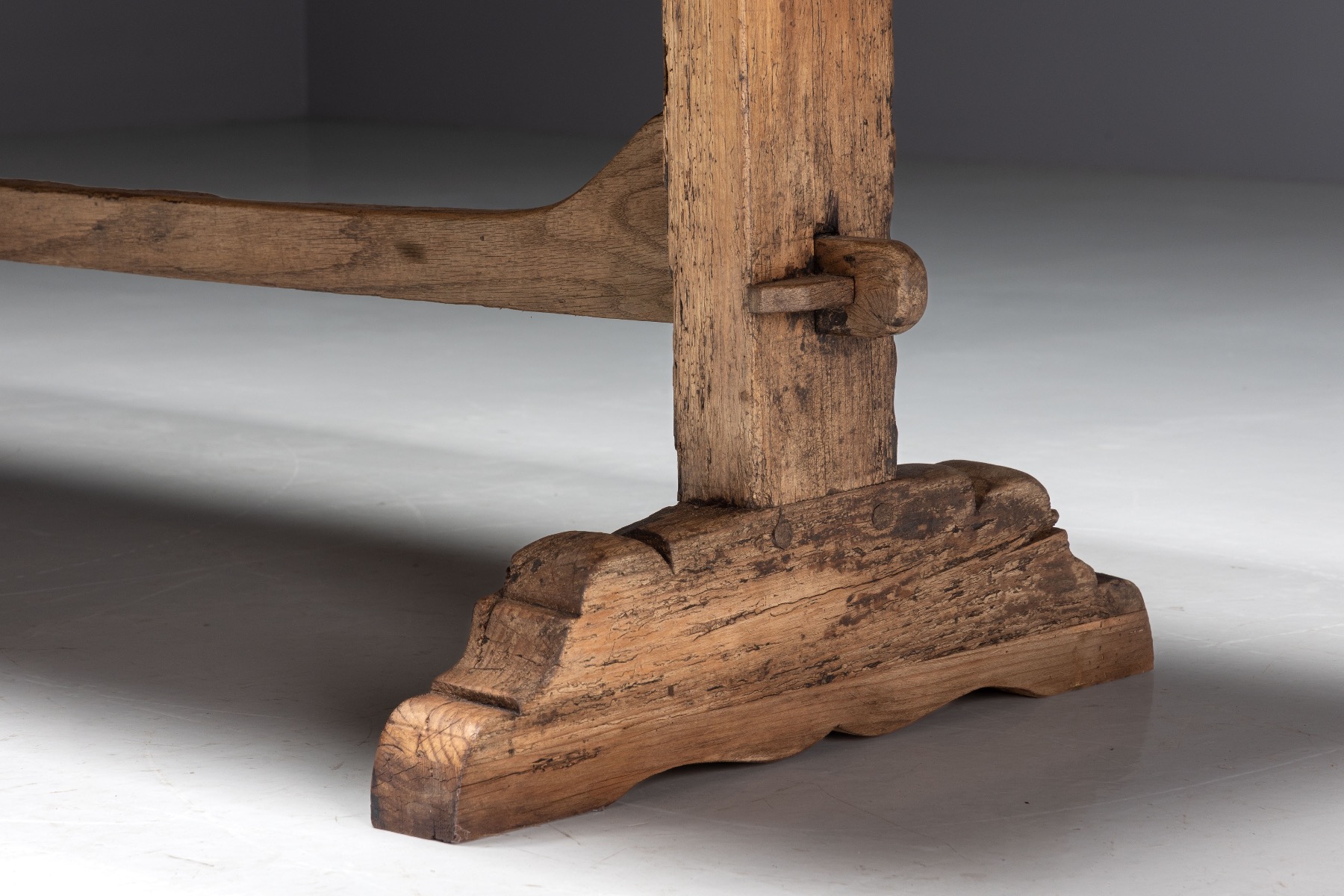 Rustic Travail Populaire Dining Table - Early 20th Century